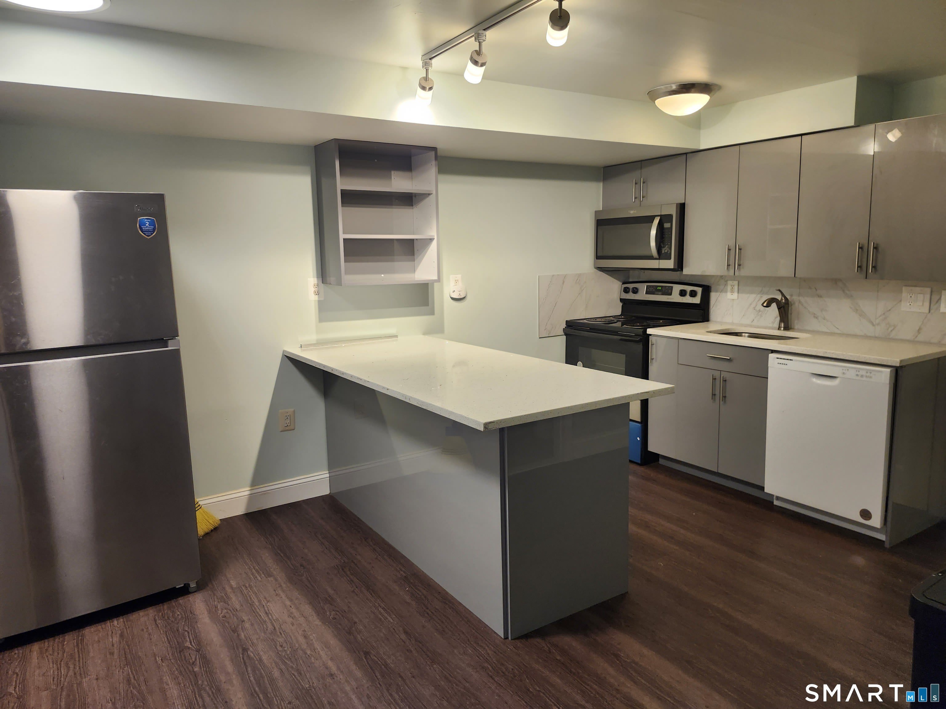 488 Chapel Street – photo 4