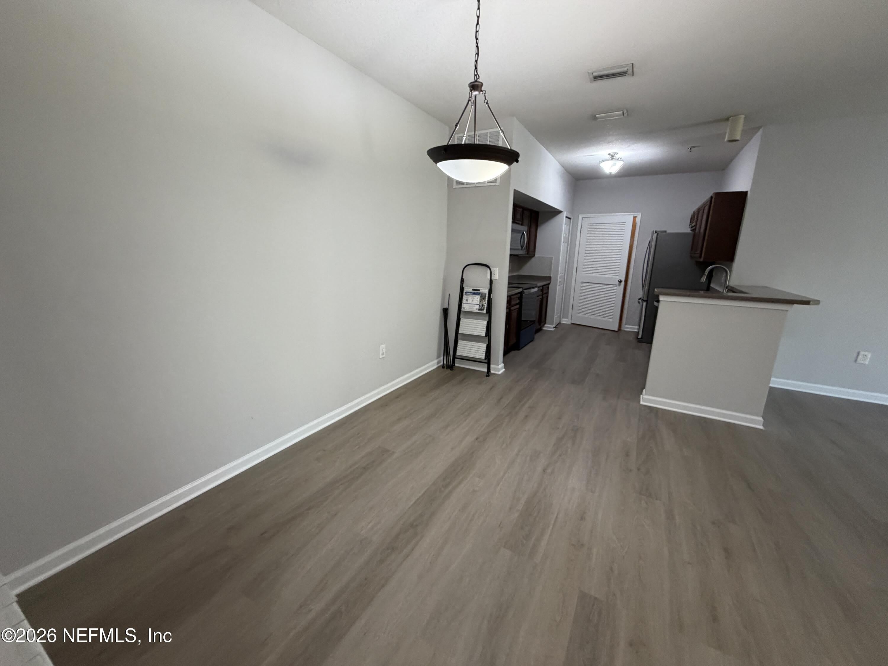 8201 GREEN PARROT Road – photo 5