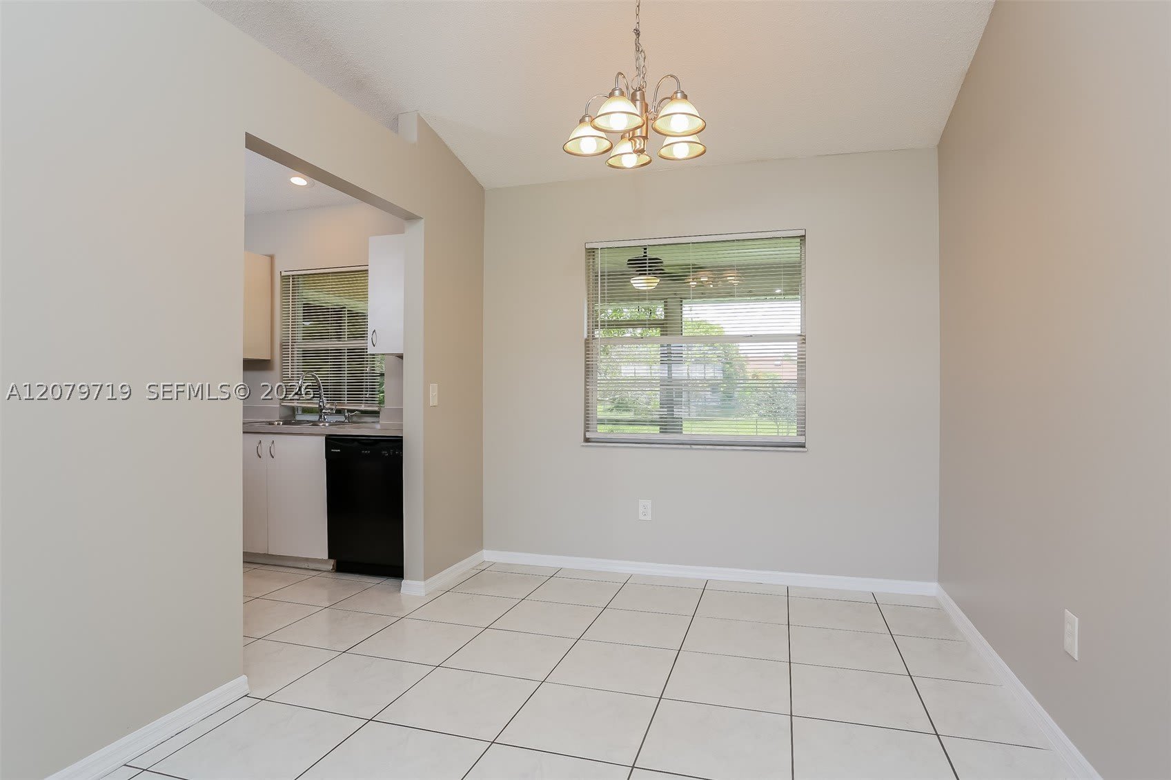 2514 SW Monterrey Ln – photo 5