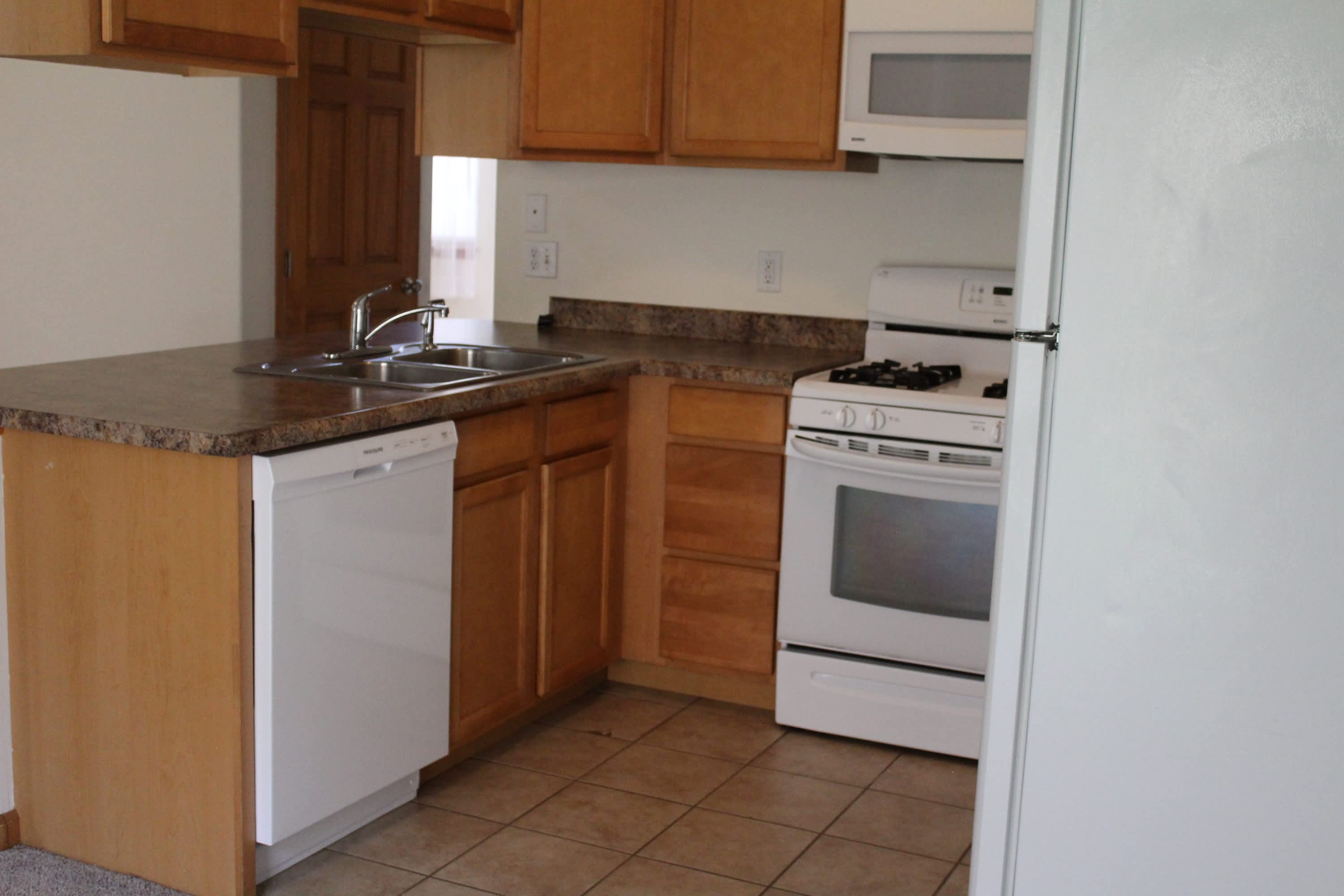 3119 Howard Avenue – photo 4