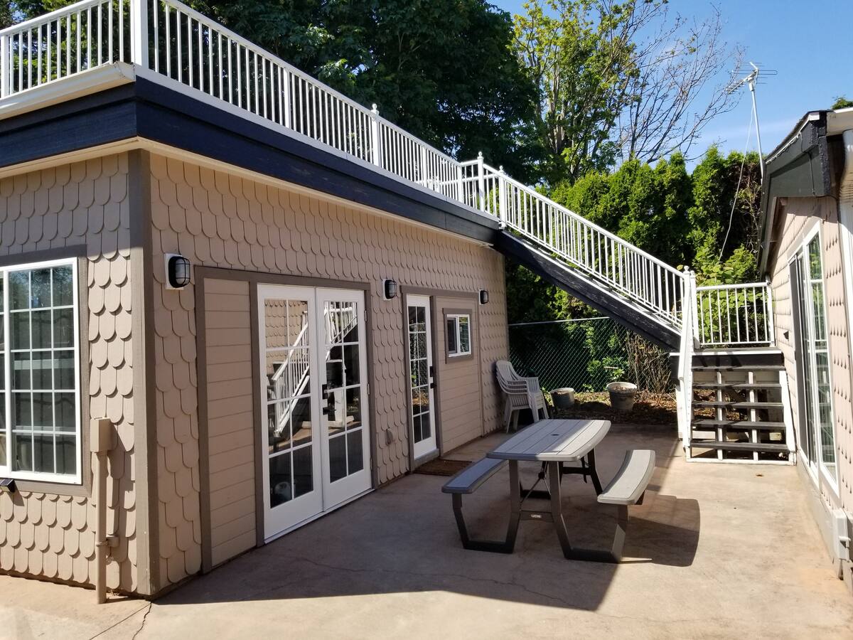 650 South Beach Road – photo 3