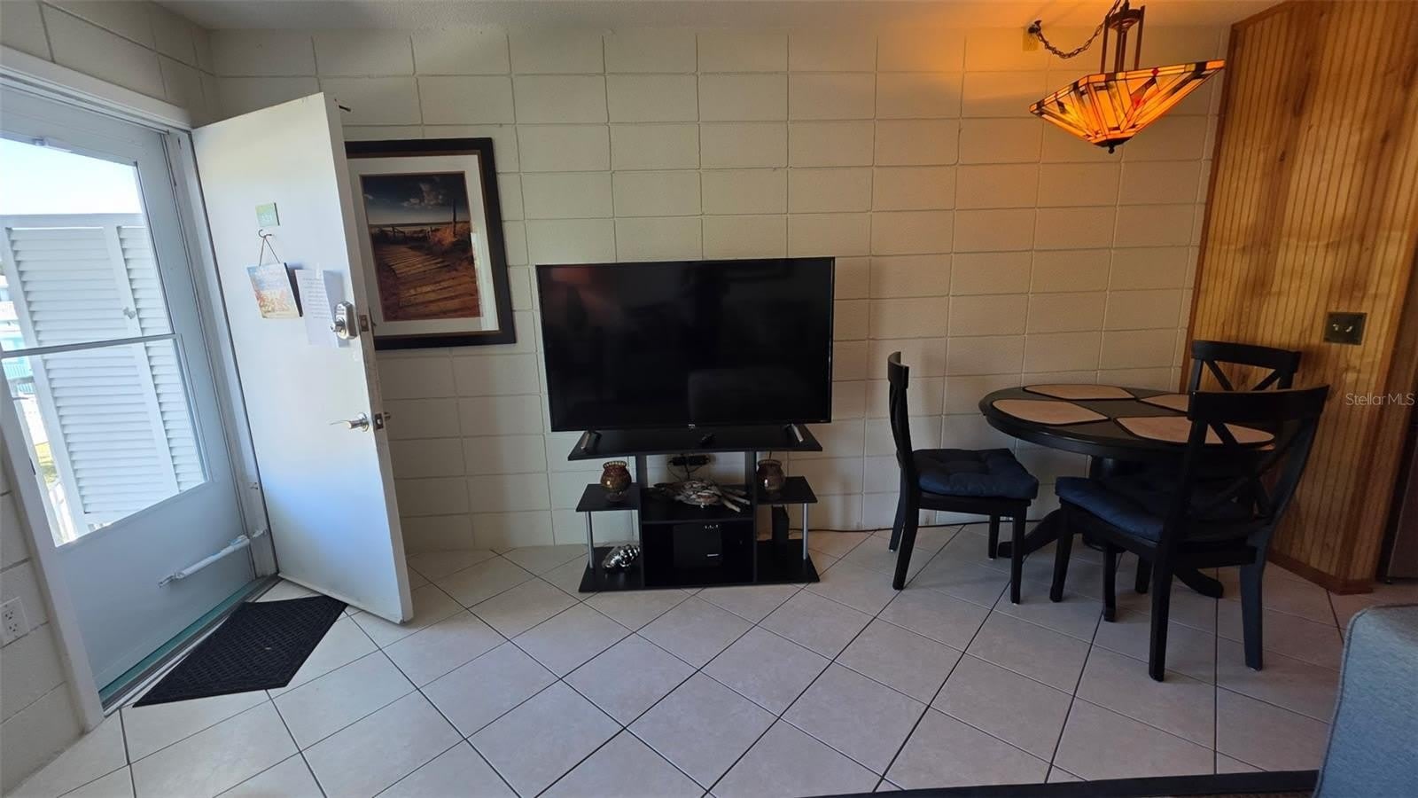 541 S Peninsula Avenue – photo 3