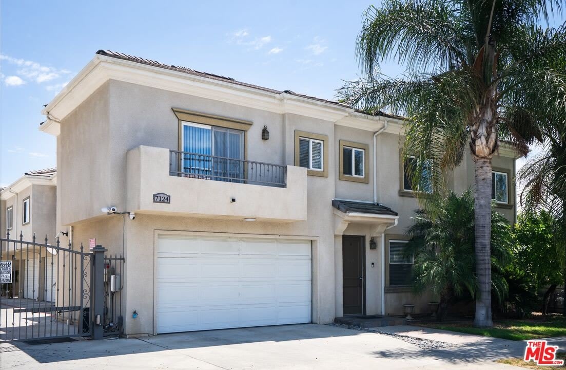 7124 Farralone Ave – photo 1