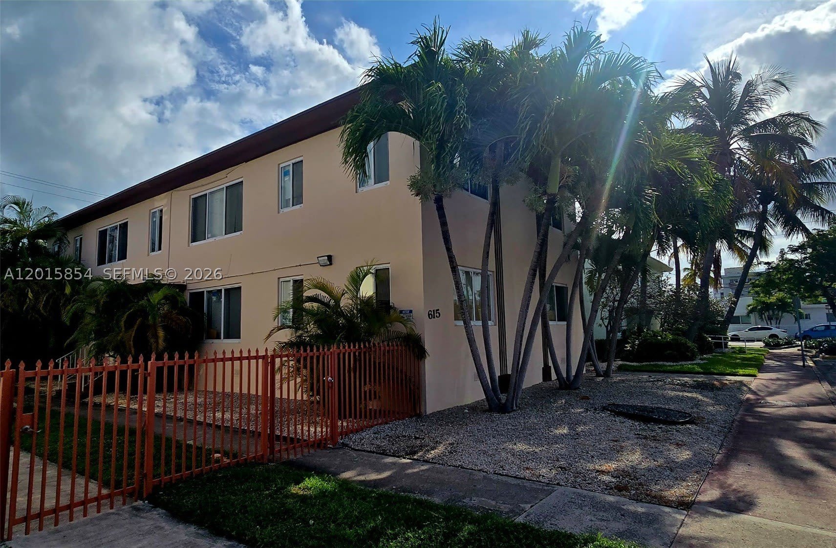 615 82nd St – photo 3