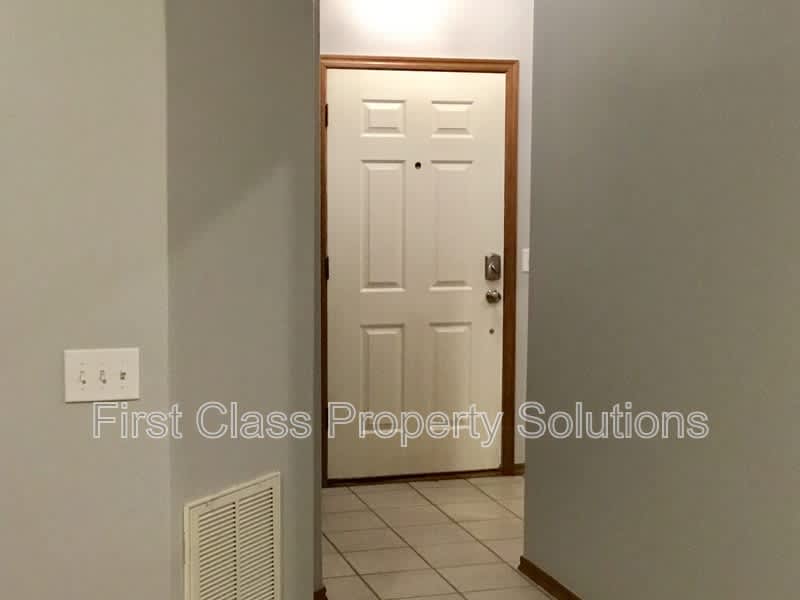 12306 SW 13th St – photo 2