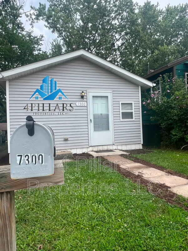 7300 West 128Th Place – photo 1