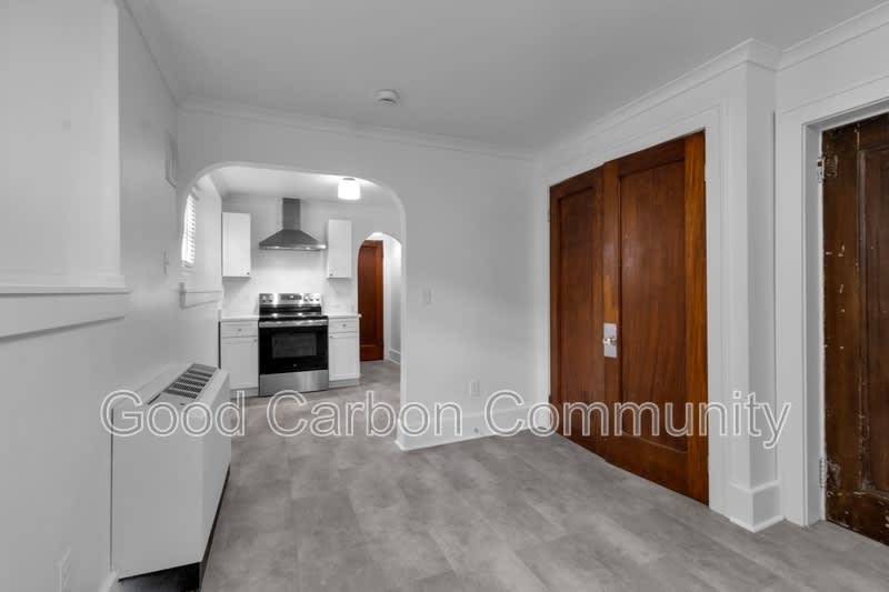 16-42 Chapel Rd – photo 4