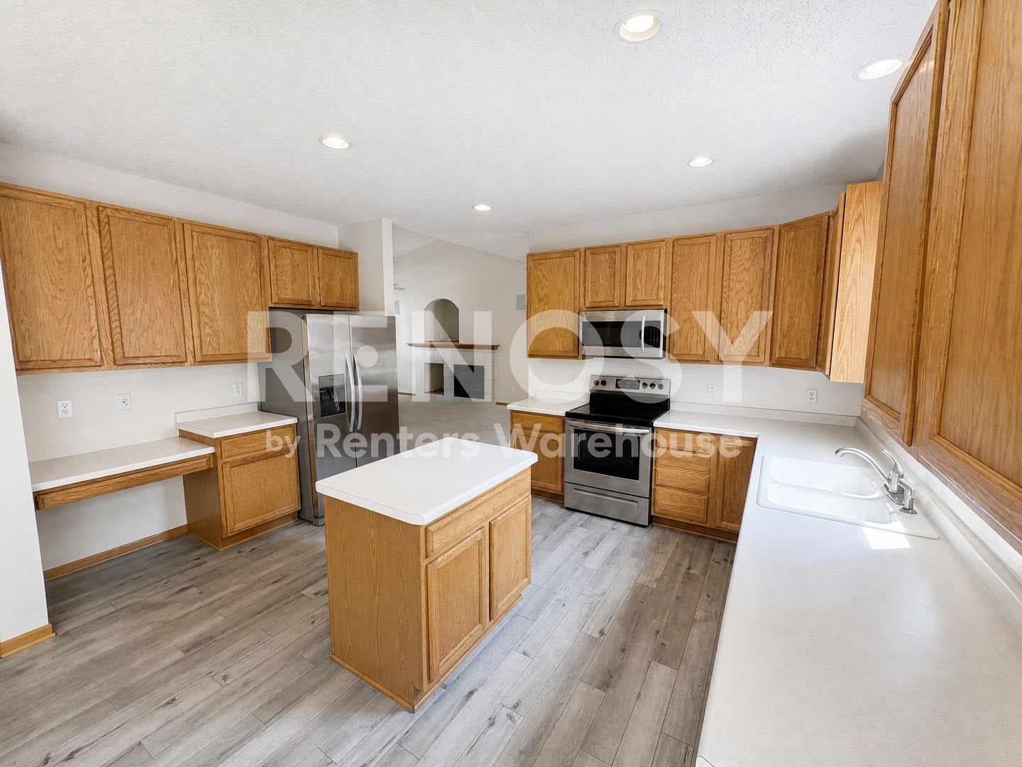 Available September 1st 3 Bedroom 3 Bath Single Family Home in Plymouth – photo 3