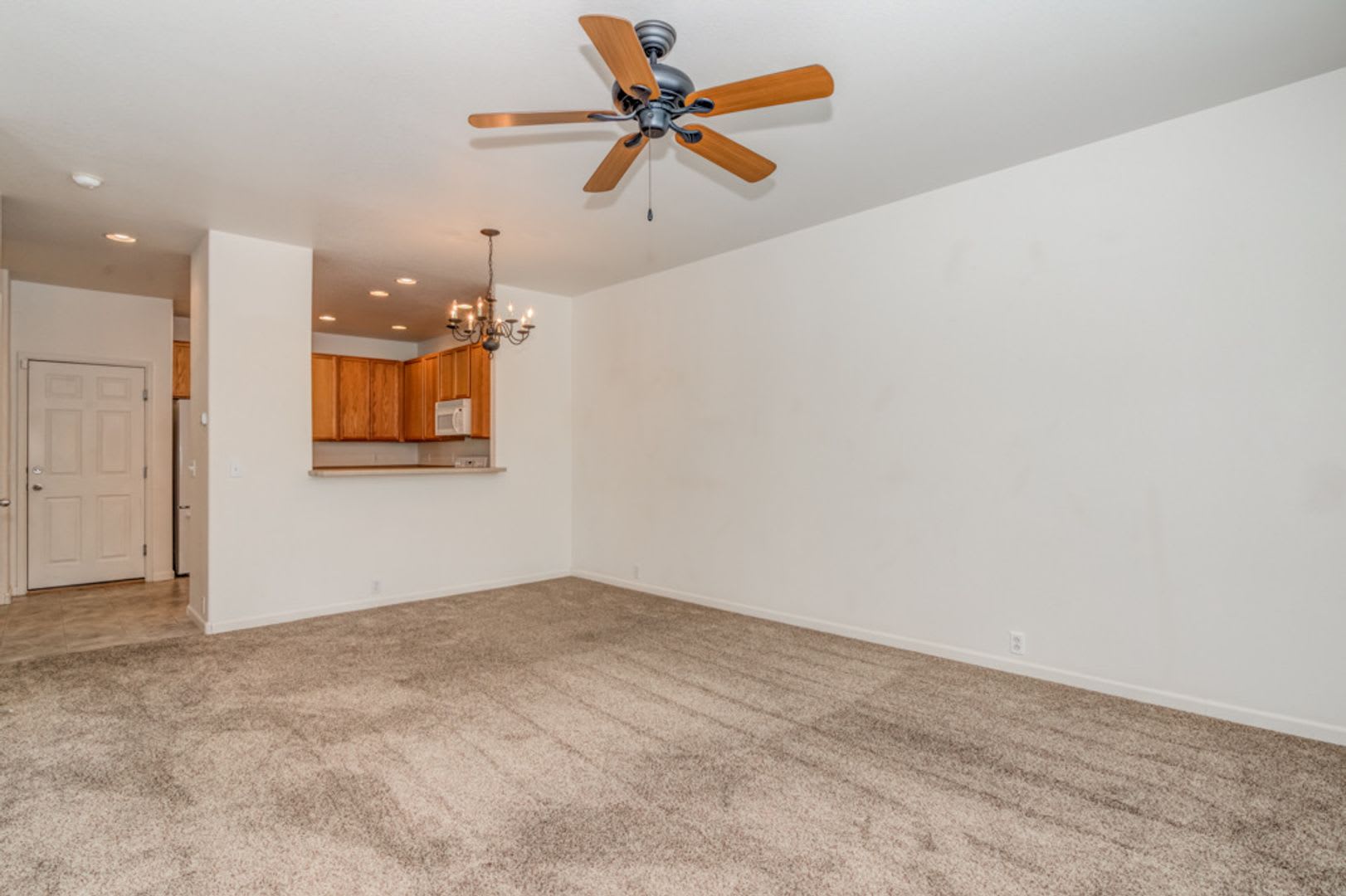3 Bedroom Townhome In Northeast Colorado Springs – photo 5