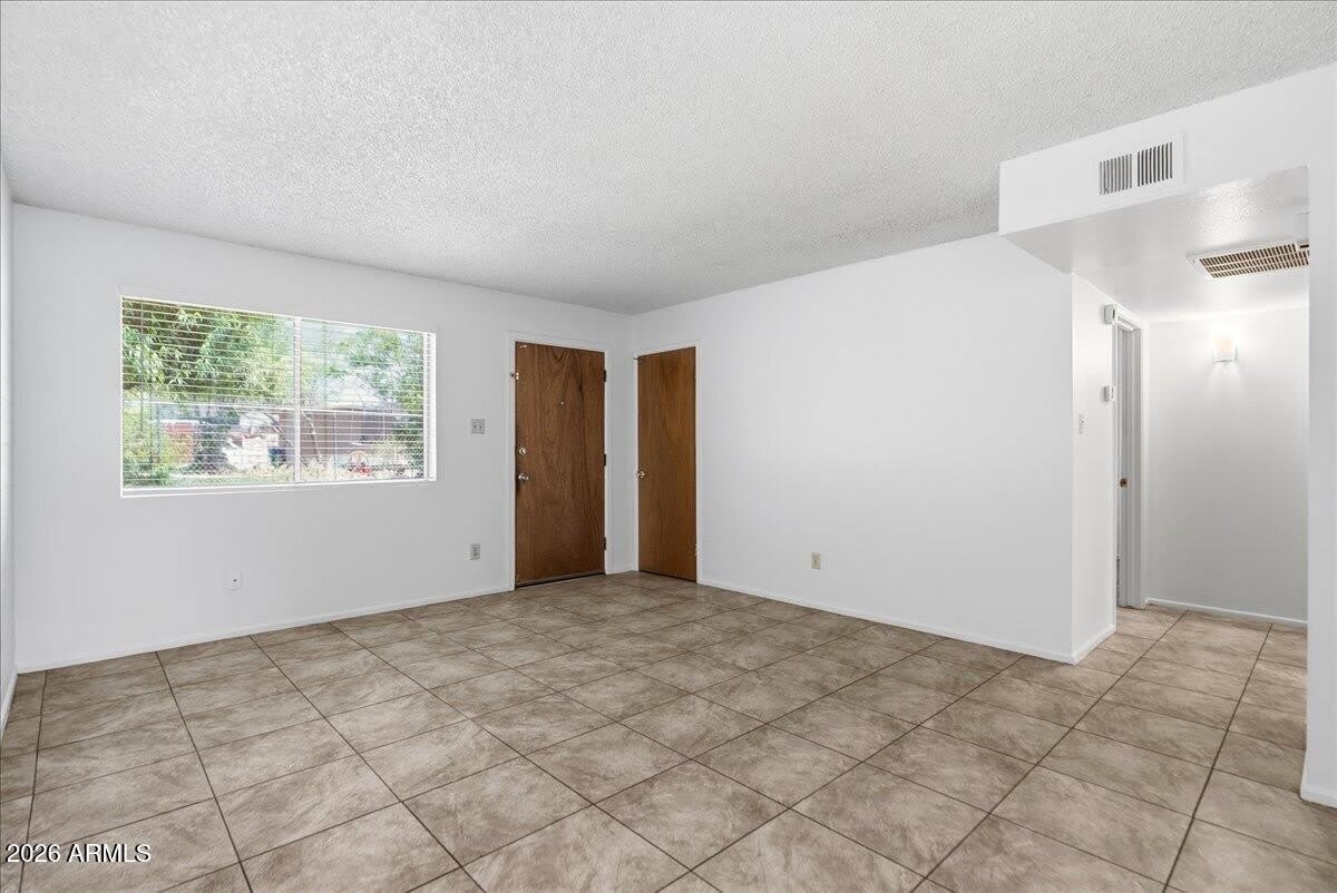 1321 E CAROL Avenue – photo 5