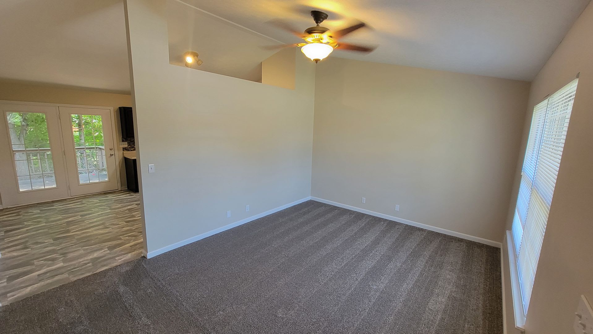 Charming 3-Bedroom, 2-Bath On A Quiet Cul-De-Sac – photo 2