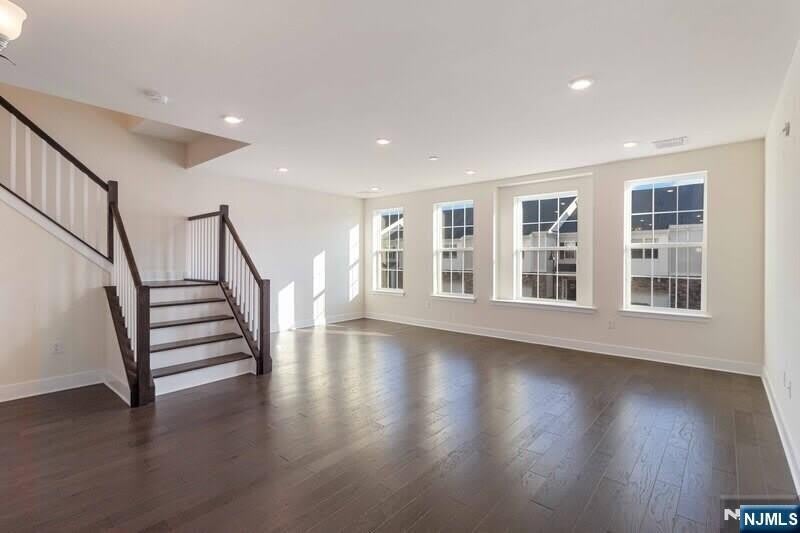 28 Colgate Drive – photo 3
