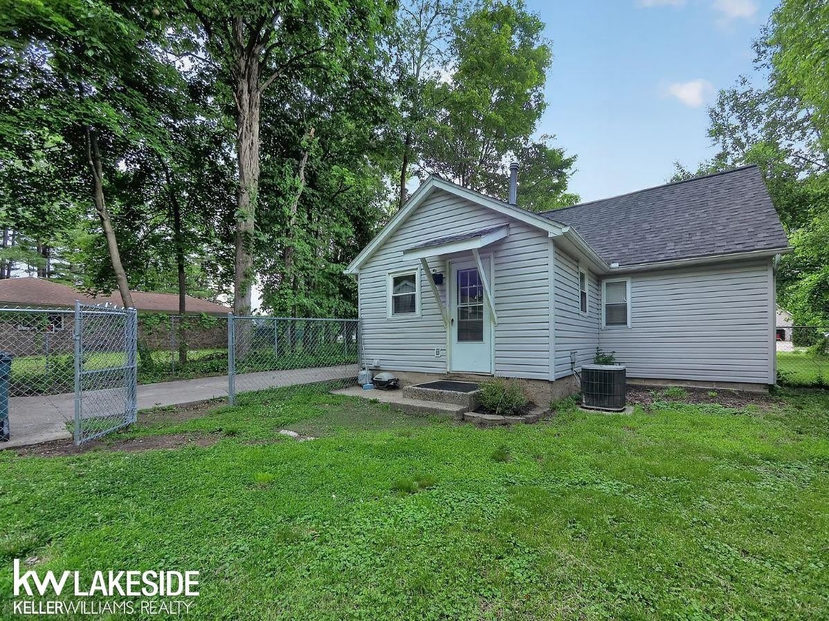 388 E South Boulevard – photo 3