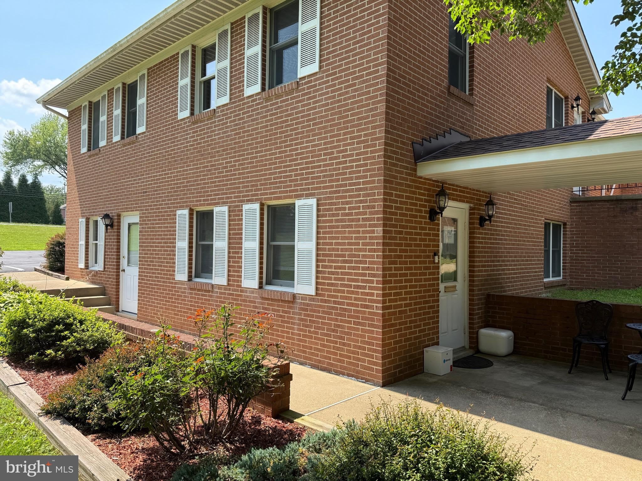 2555 SOLOMONS ISLAND Road – photo 2