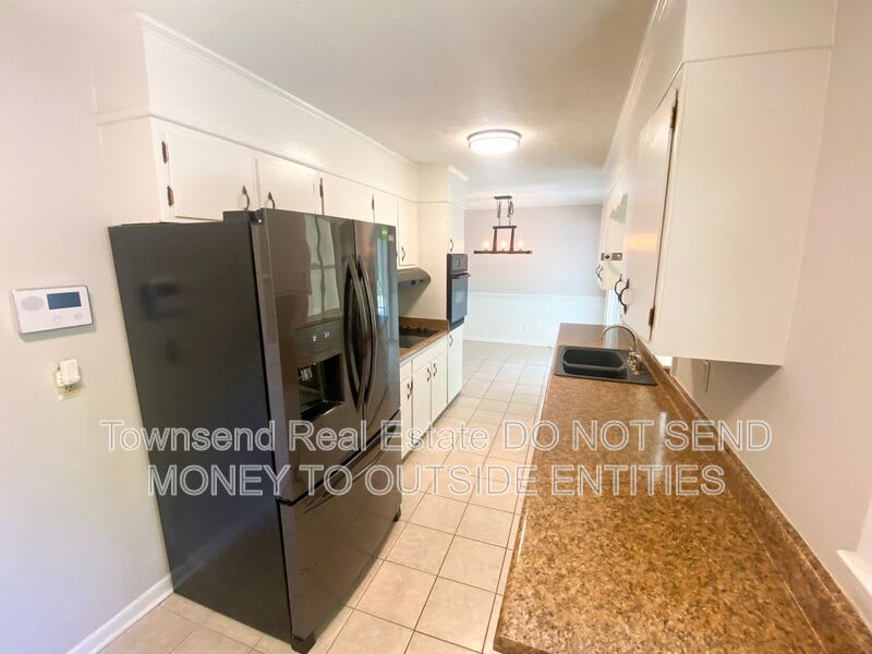 1905 McPherson Avenue – photo 5