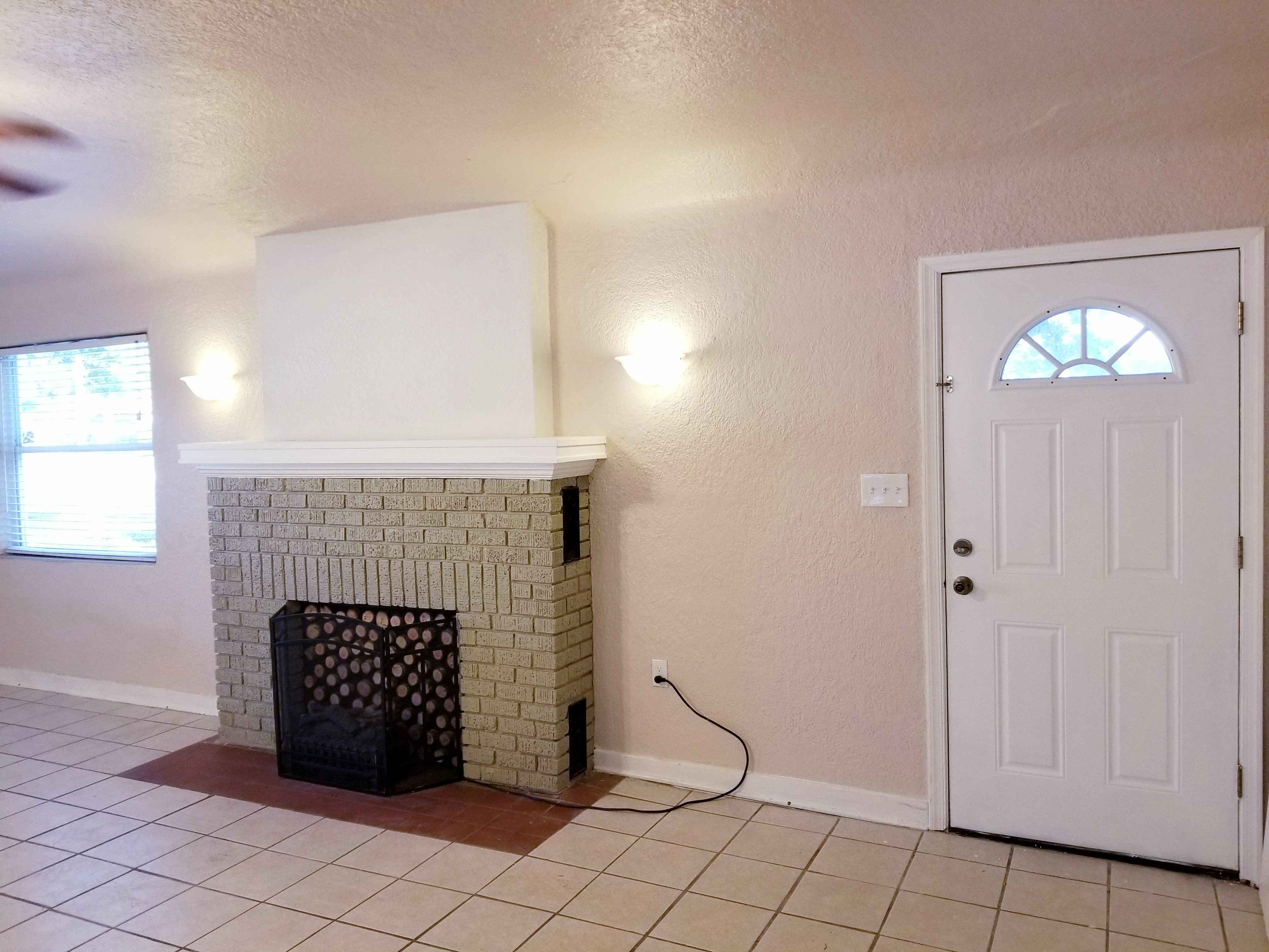 512 East Strawbridge Avenue – photo 3