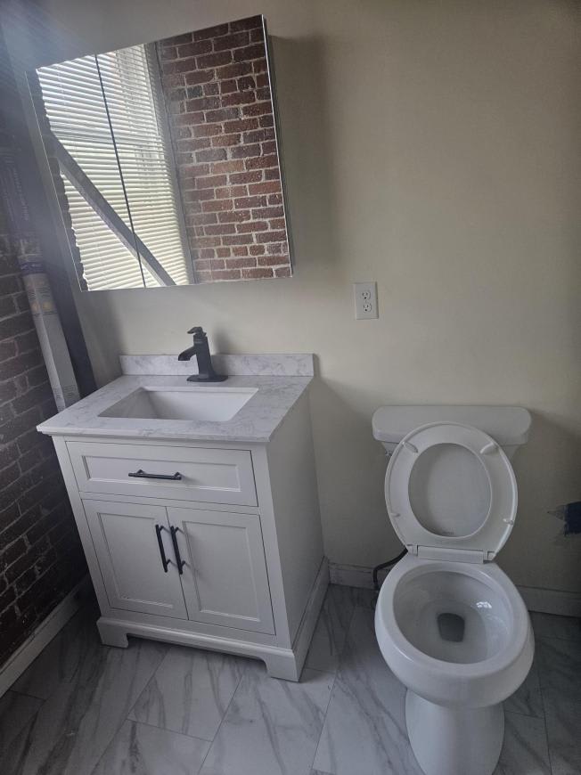 85 Harding St. – photo 1