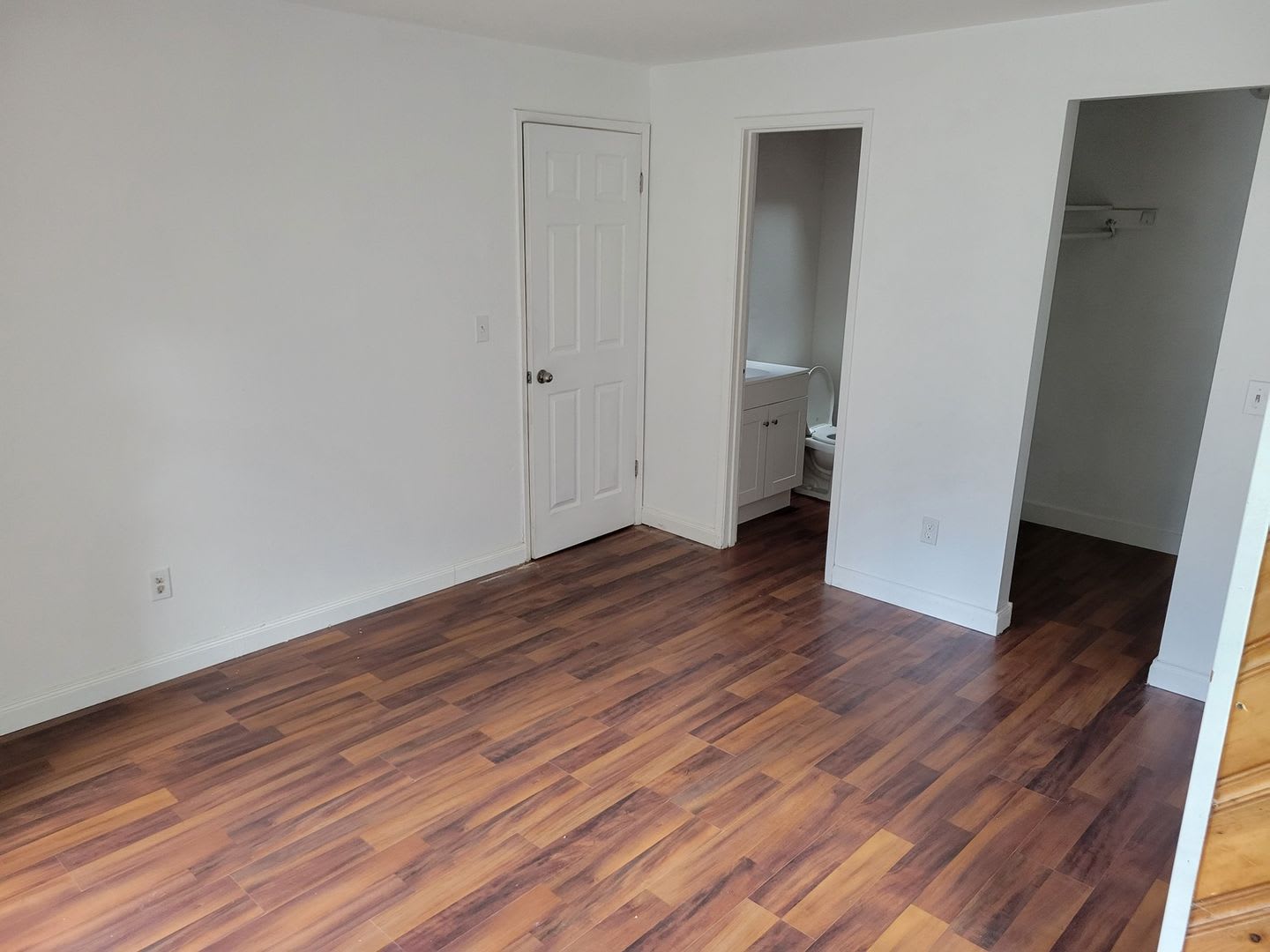 3 Bedroom Single Family Home In Everett With Bonus Room Huge Lot – photo 5