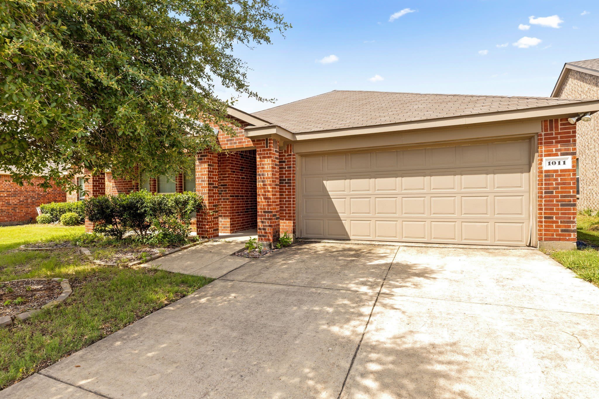1011 Meadow Green Court – photo 3