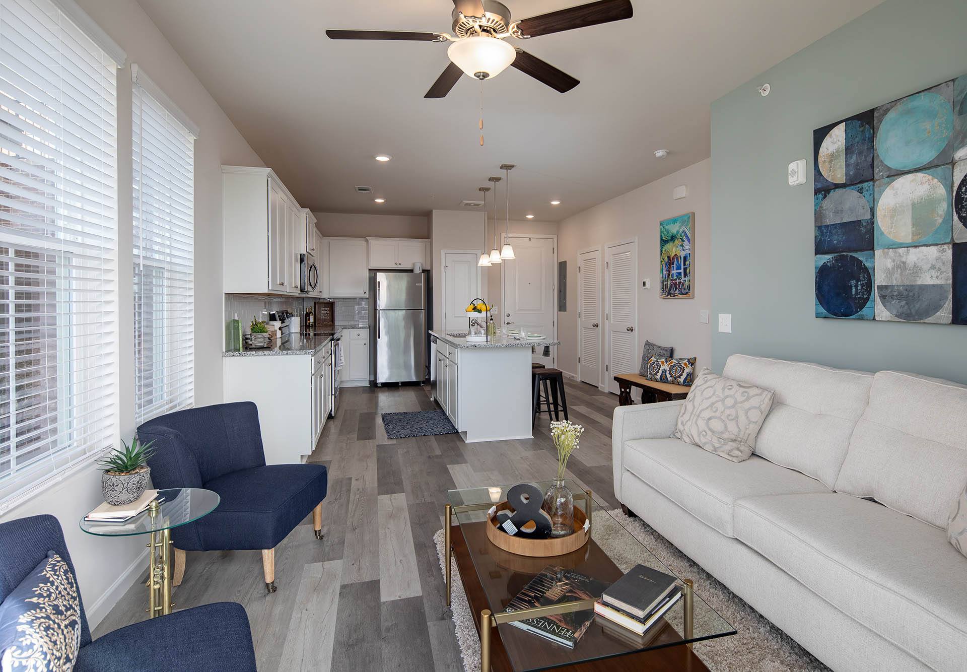 Crest At Burkitt Ridge Apartments And Townhomes – photo 4