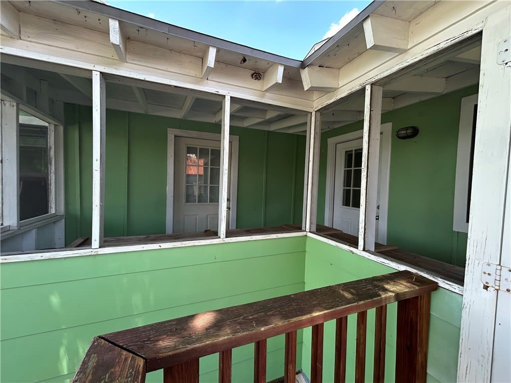 522 1st Street – photo 2