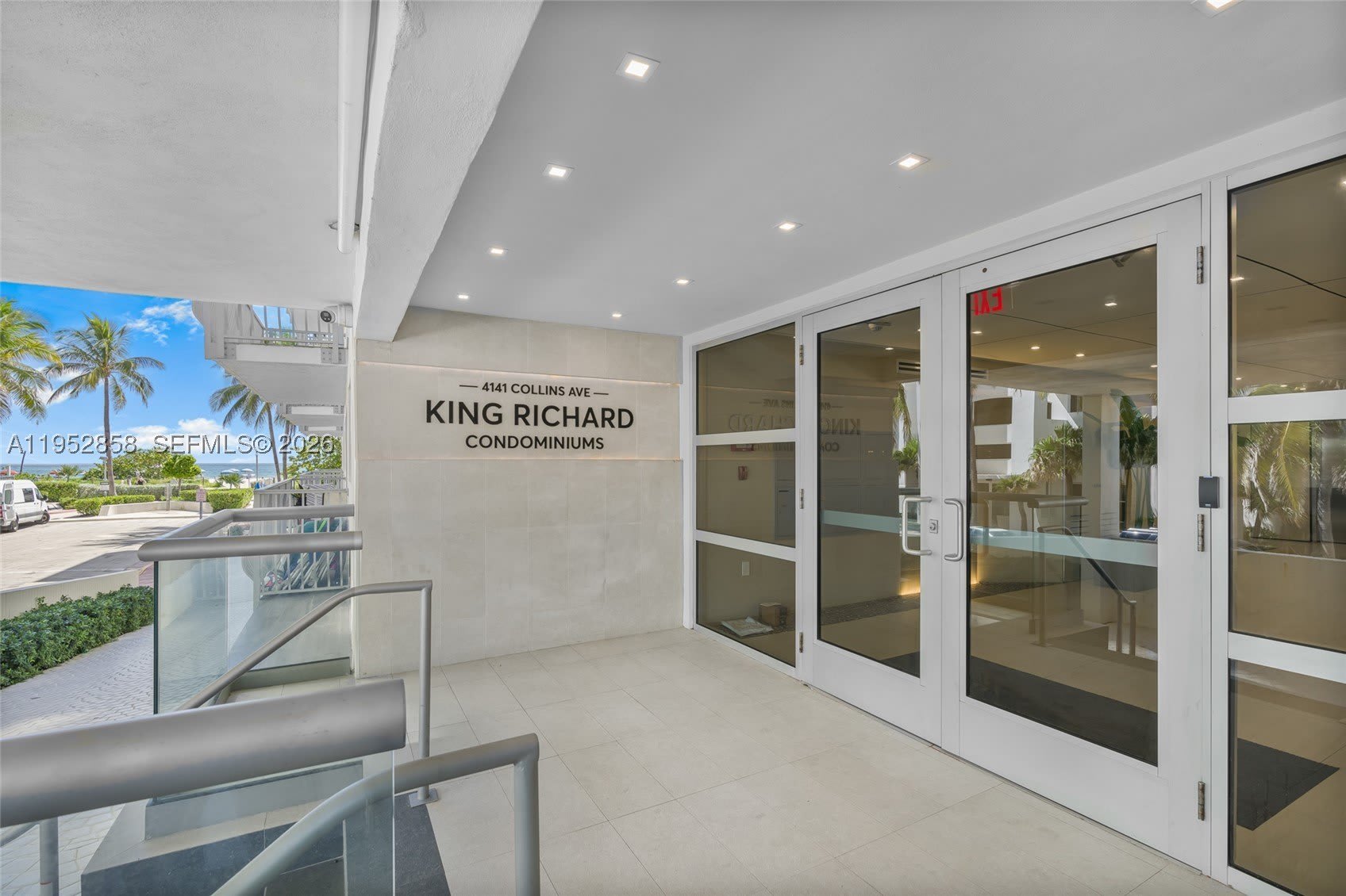 4141 Collins Ave – photo 2