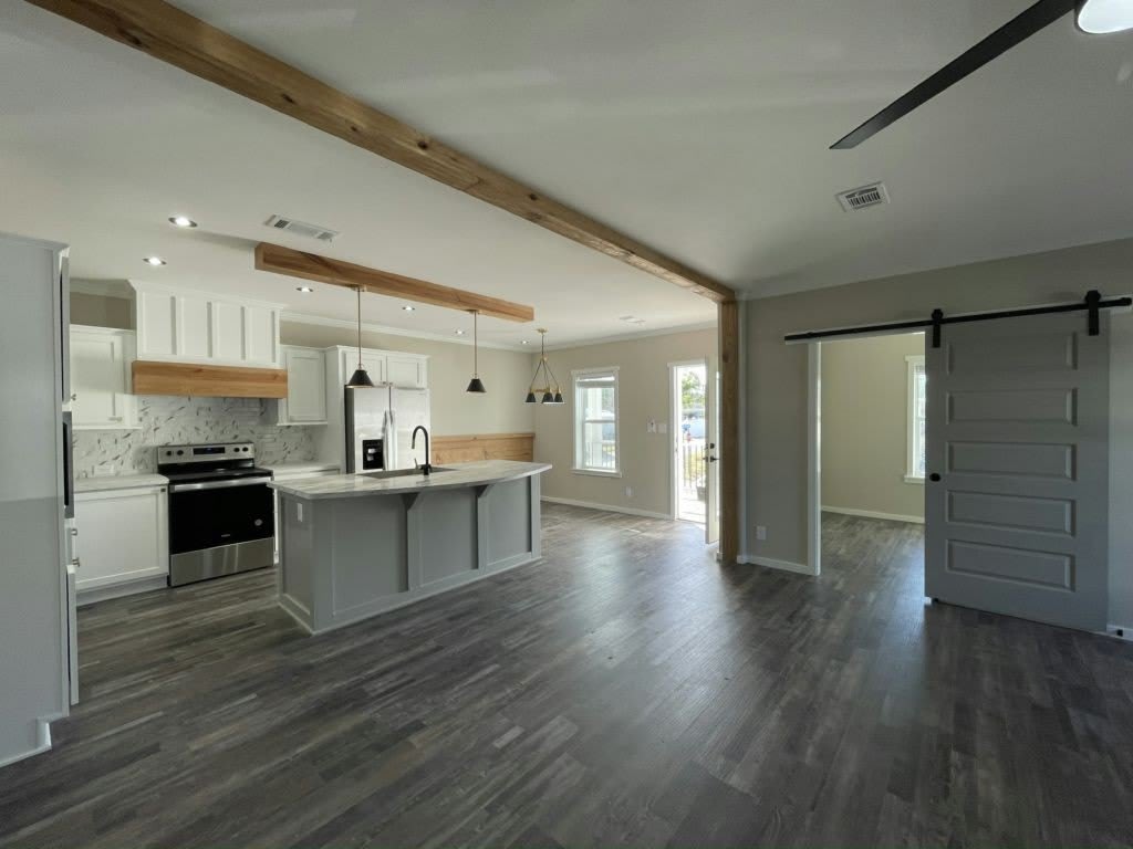 52 Orange Blossom Street – photo 2