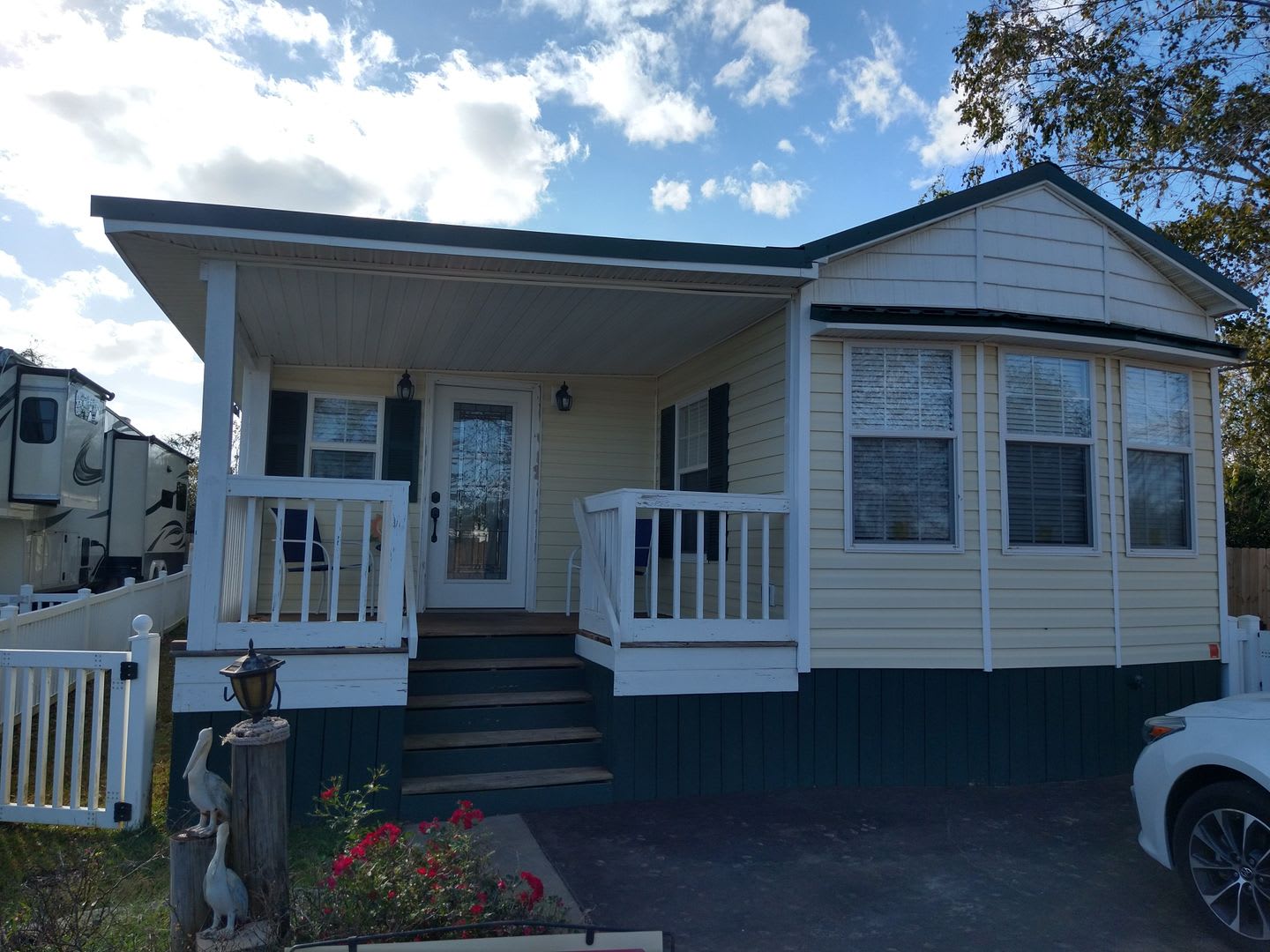 2 bed 1 bath park model – photo 1