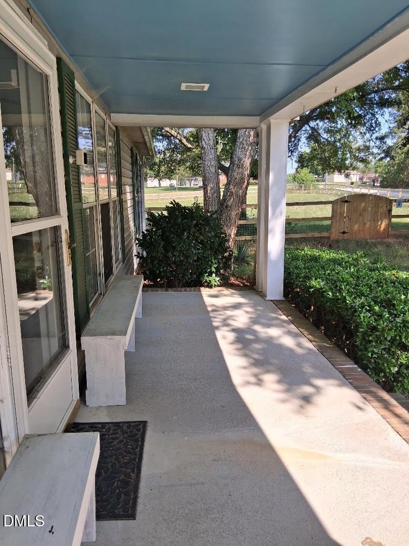 20 Rus Drive – photo 4
