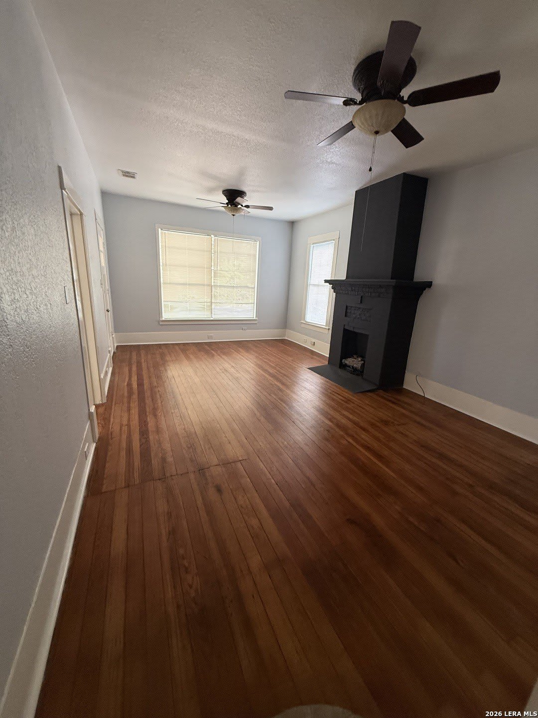 810 E Guenther – photo 5