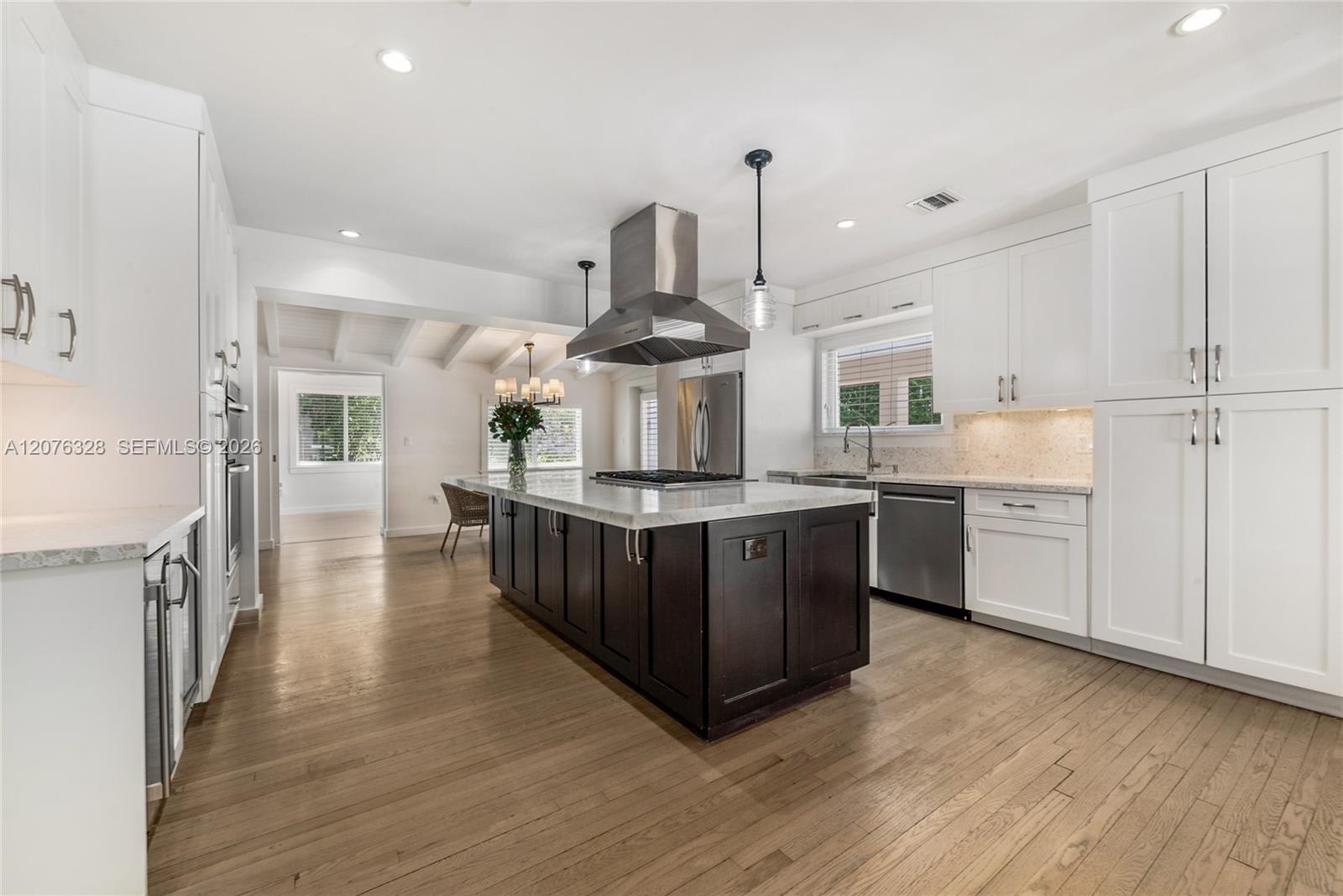 100 Sarto Avenue – photo 4