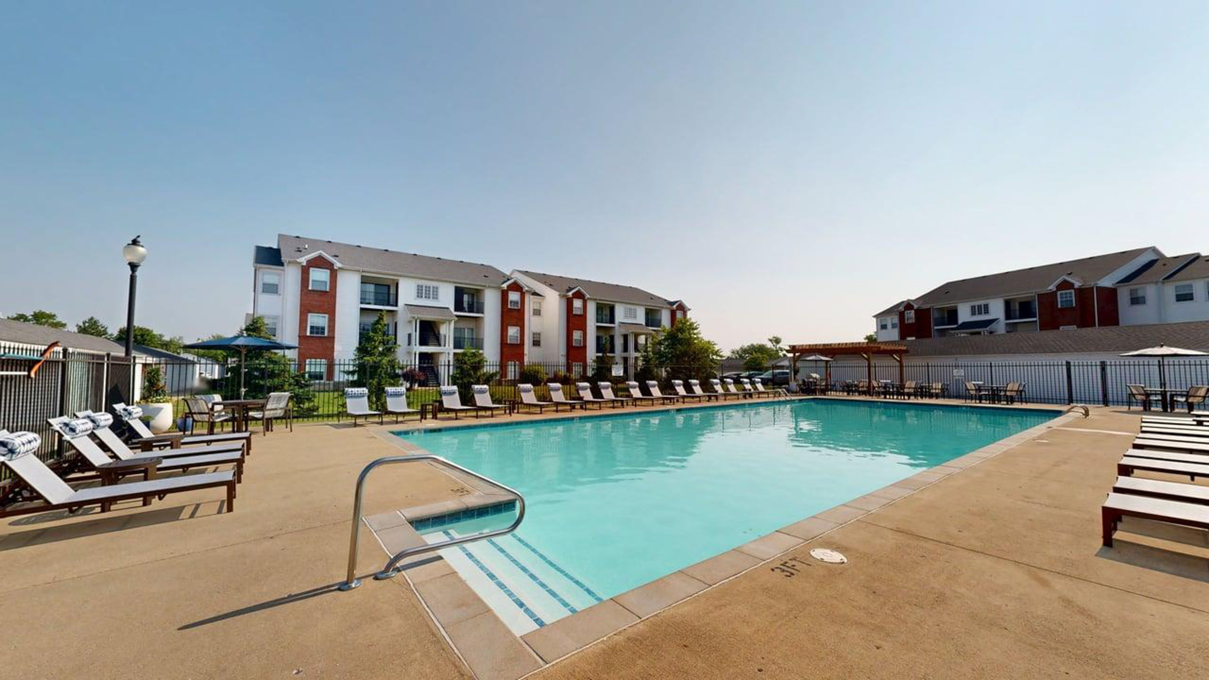 Harrison Place Apartments – photo 1