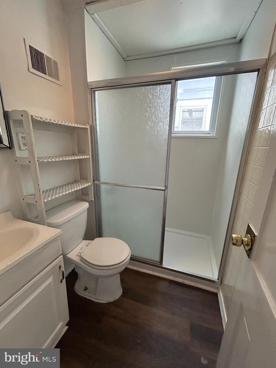 250 Morris Avenue – photo 5