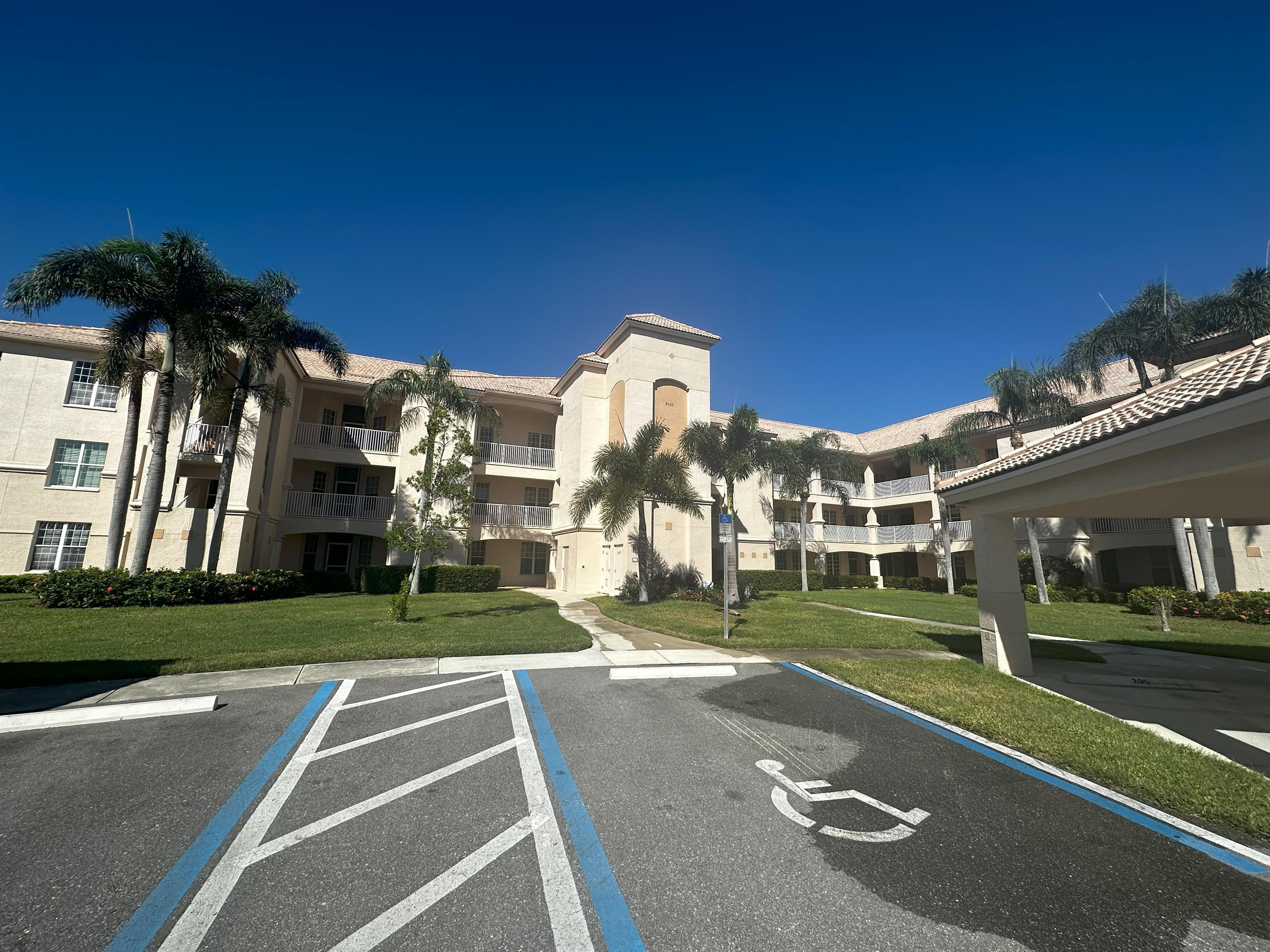 9100 Southmont Cove #206 – photo 4