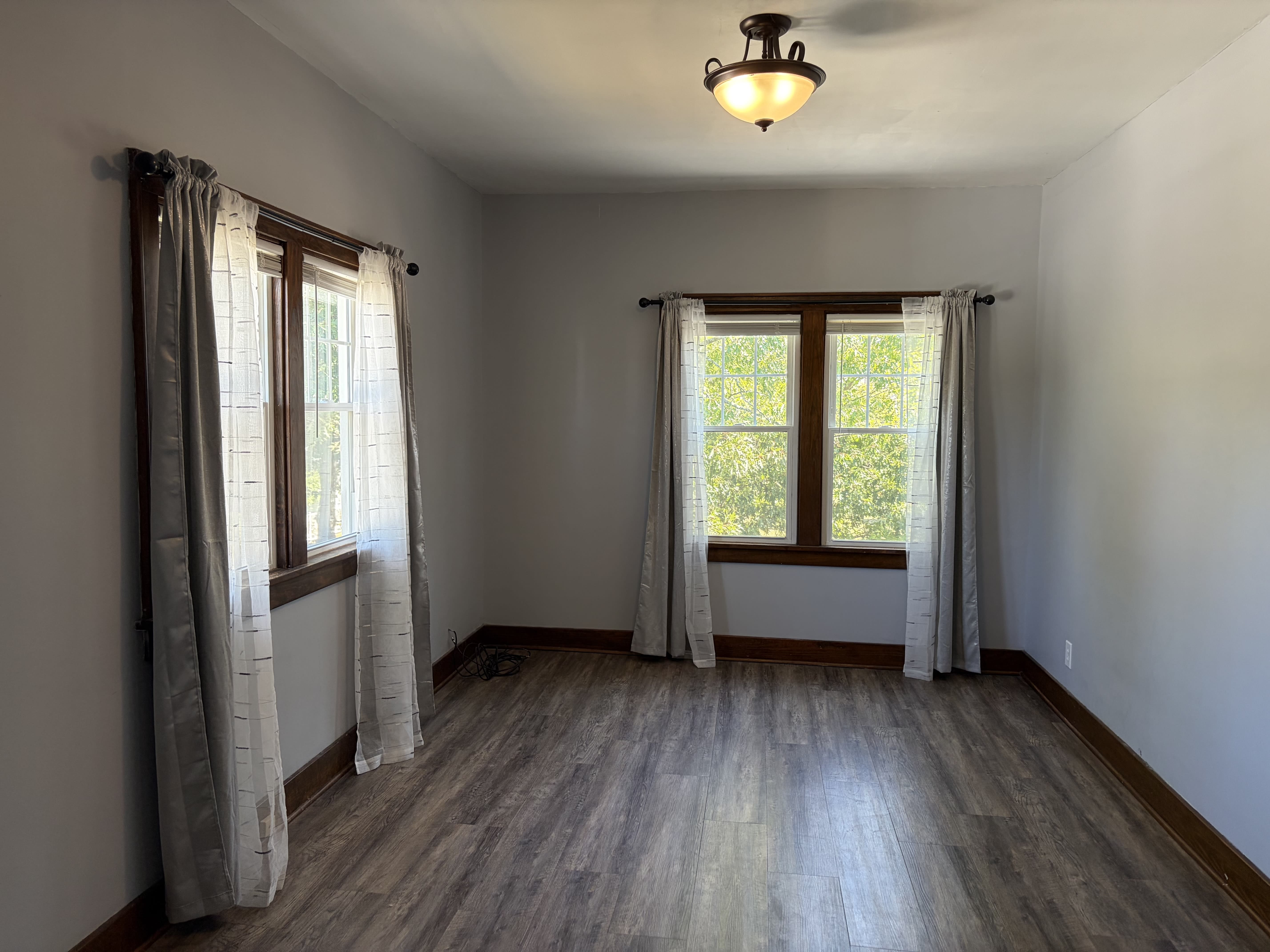 518 S 8th St – photo 1