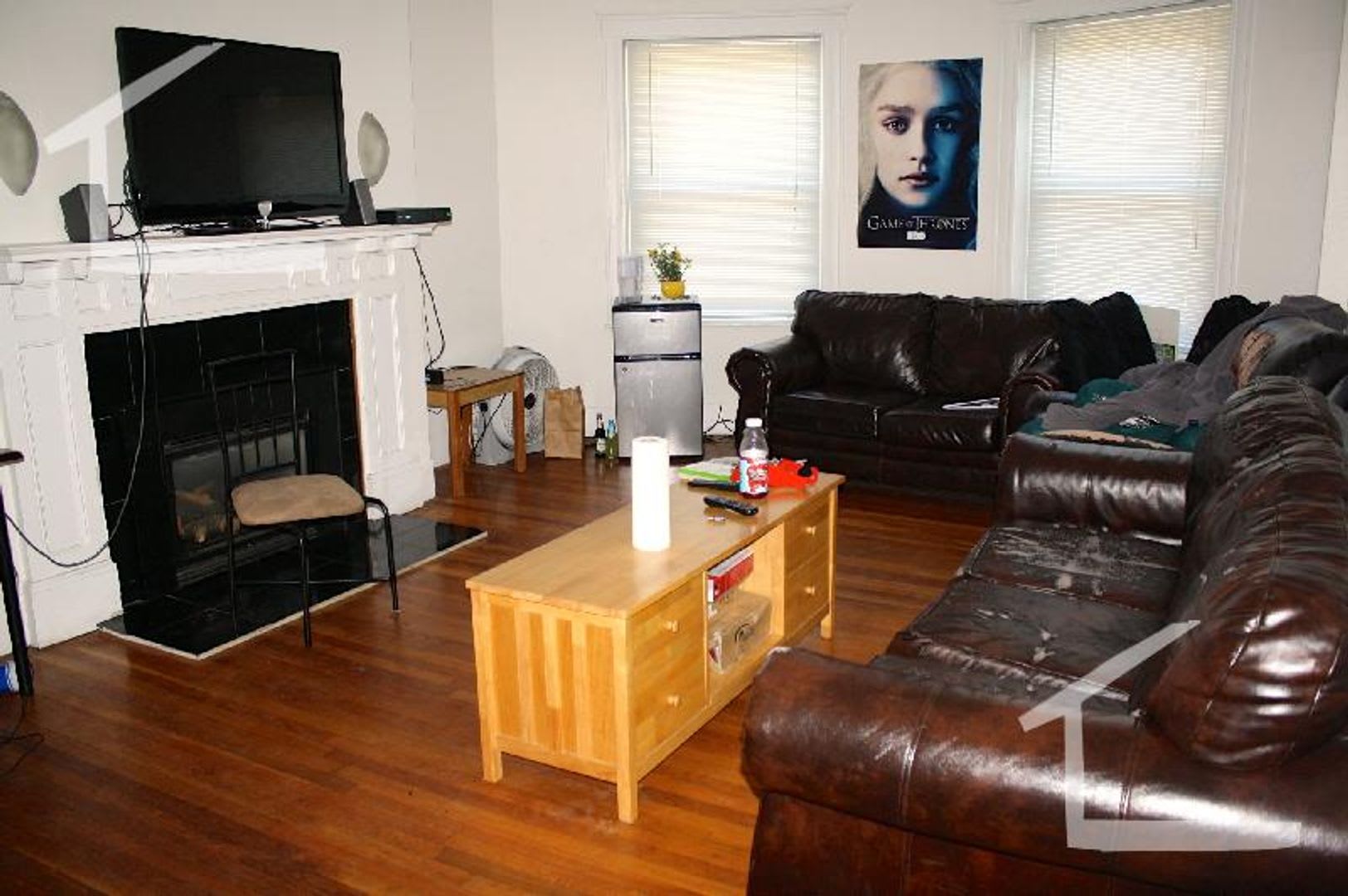 Nicely renovated 4 bed unit near BU and the Green Line. – photo 4