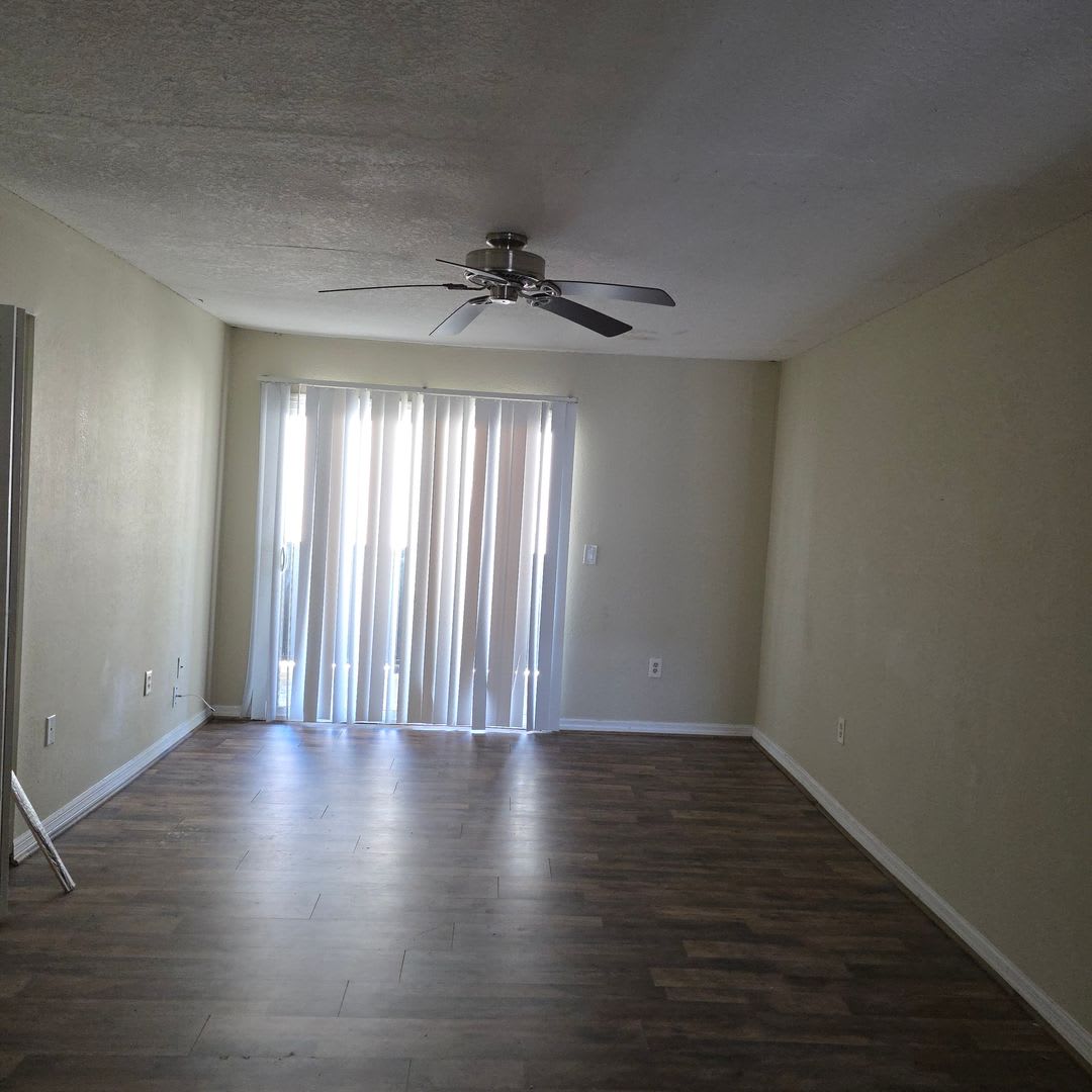 922 Lake Destiny Rd – photo 3