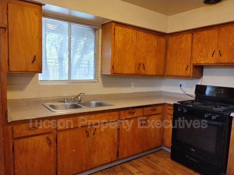 8934 South Nogales Highway – photo 4