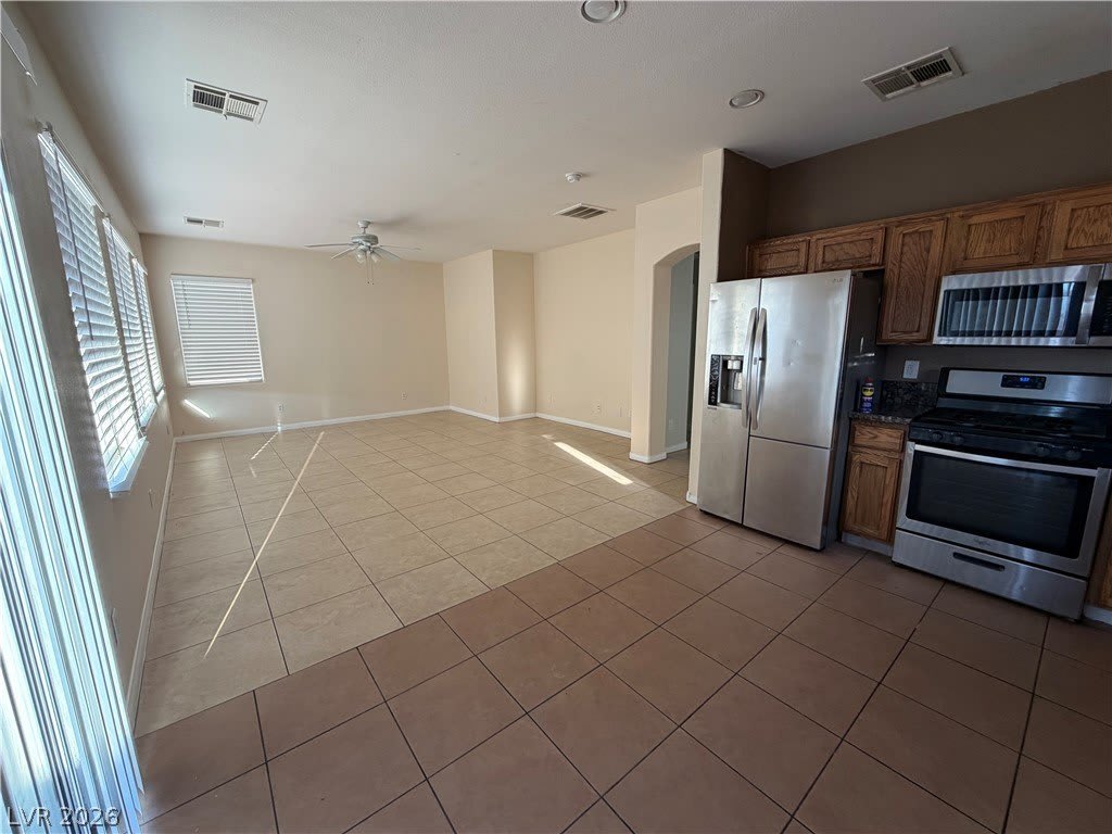 9196 Grand Sunburst Court – photo 5