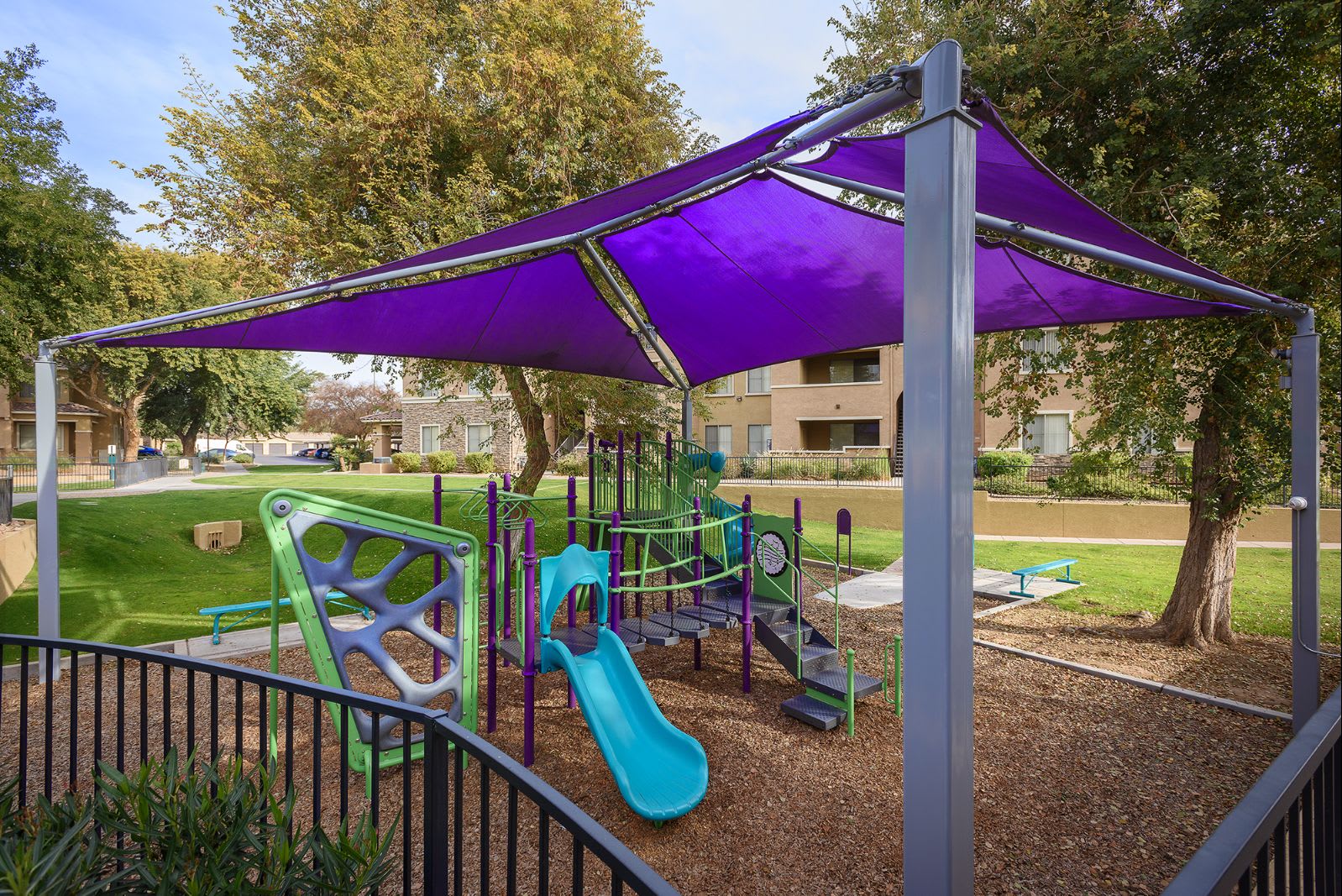 Stone Oaks Apartments by Mark-Taylor – photo 4