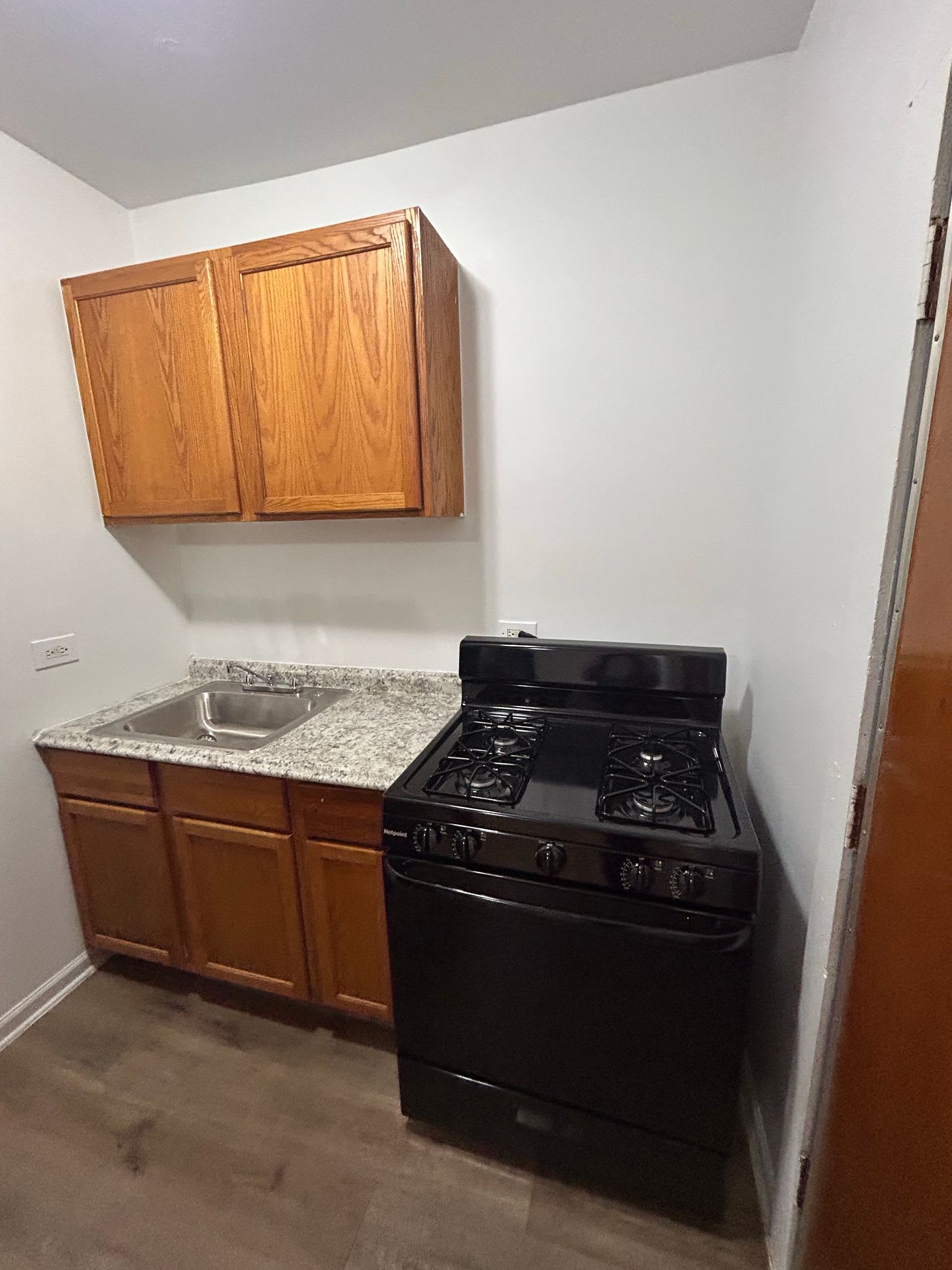 7419 S Phillips – photo 5