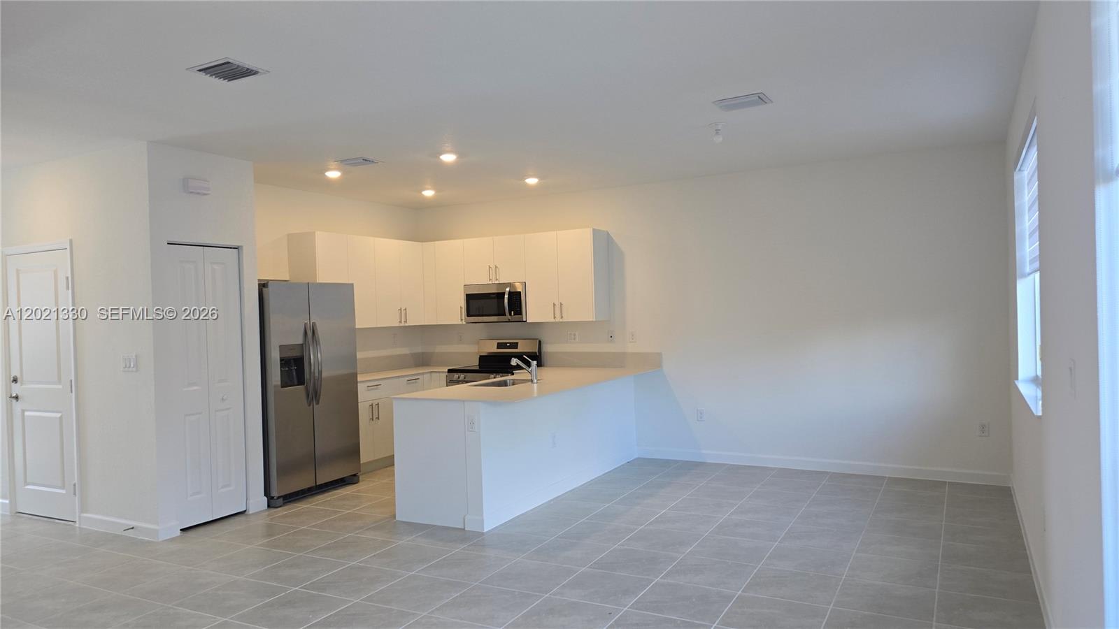 713 Southeast 13th Street Circle – photo 3