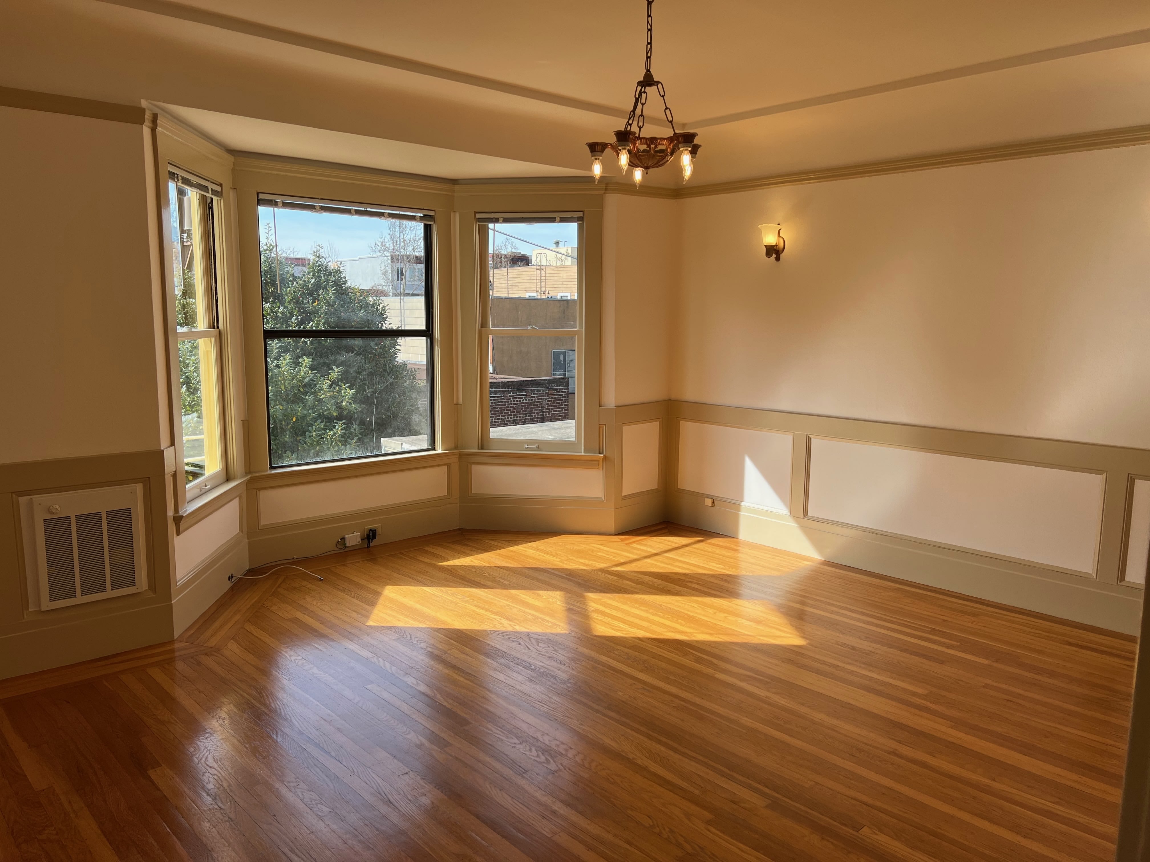 176 Julian Avenue – photo 3