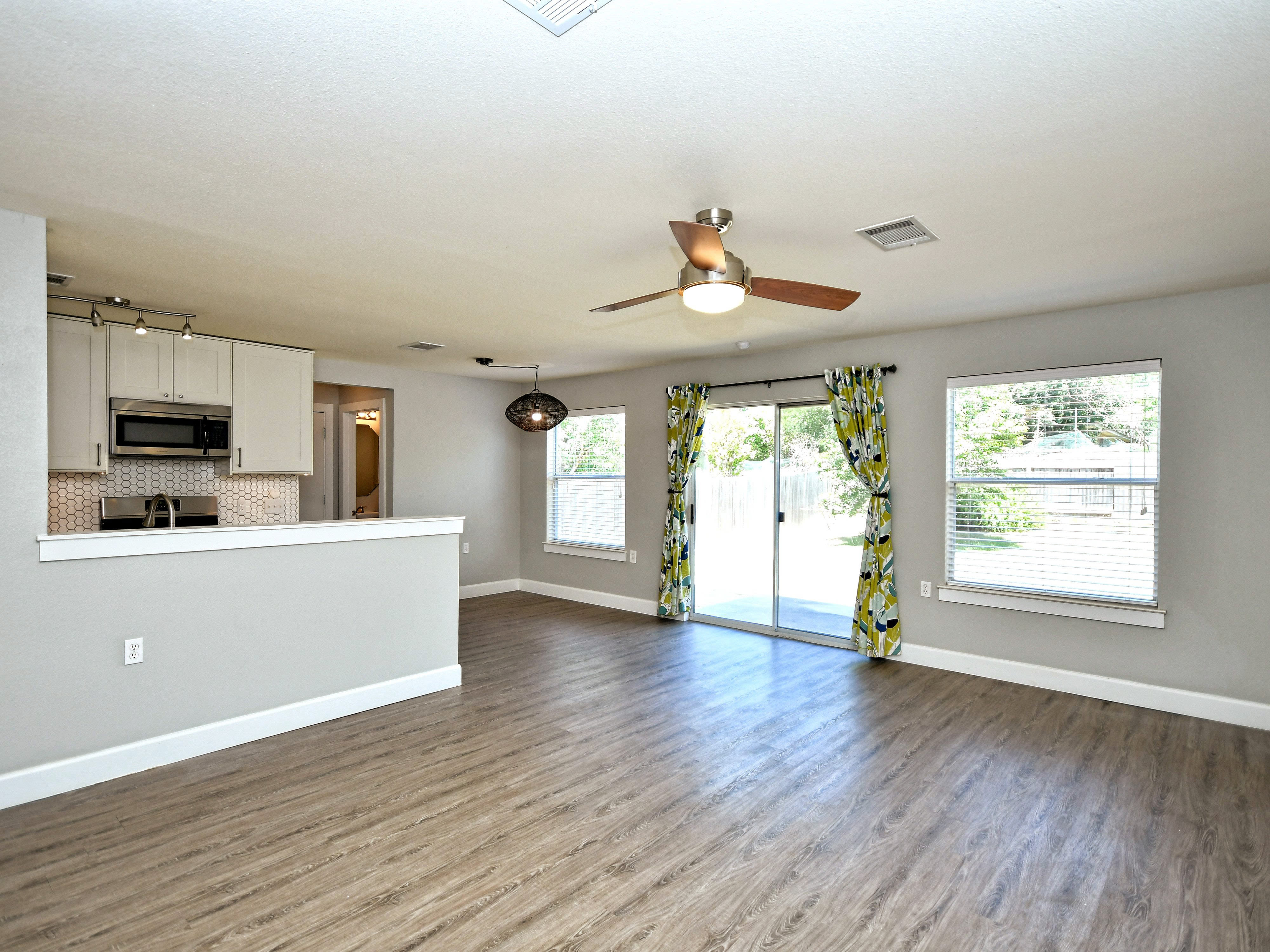 5312 Hutchinson Drive – photo 3