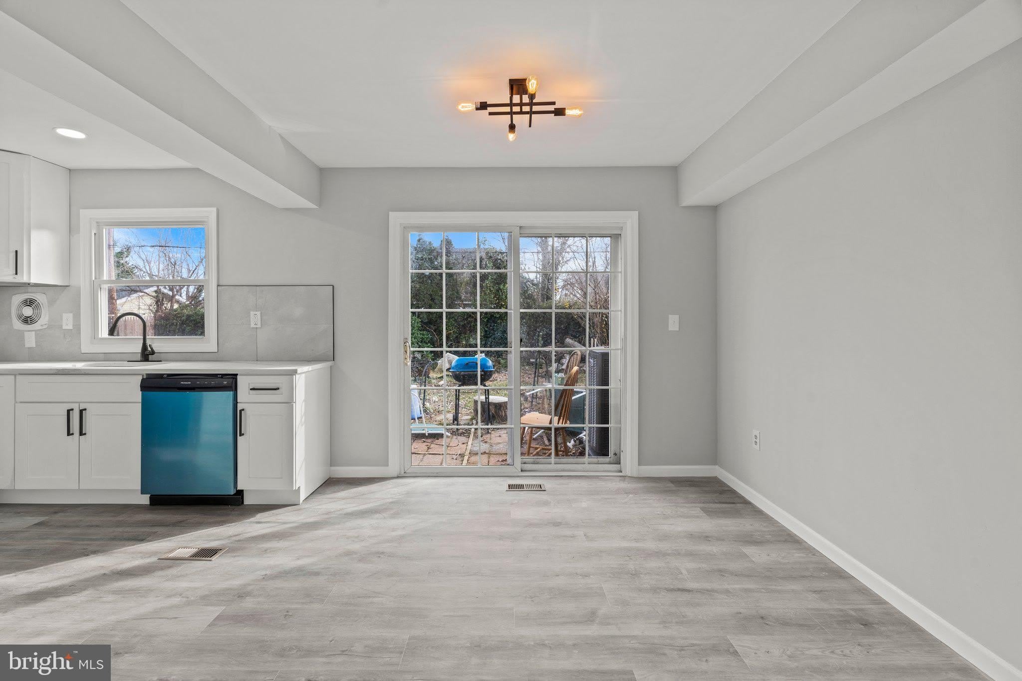 48 MARBORO Lane – photo 5