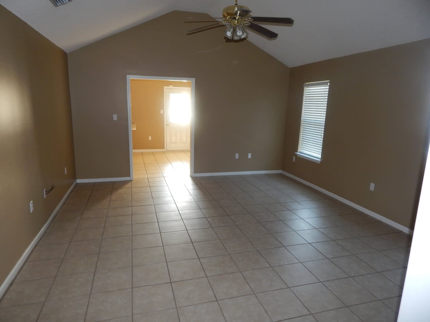 3 Bedroom Home in the Hamilton Point Subdivision – photo 5