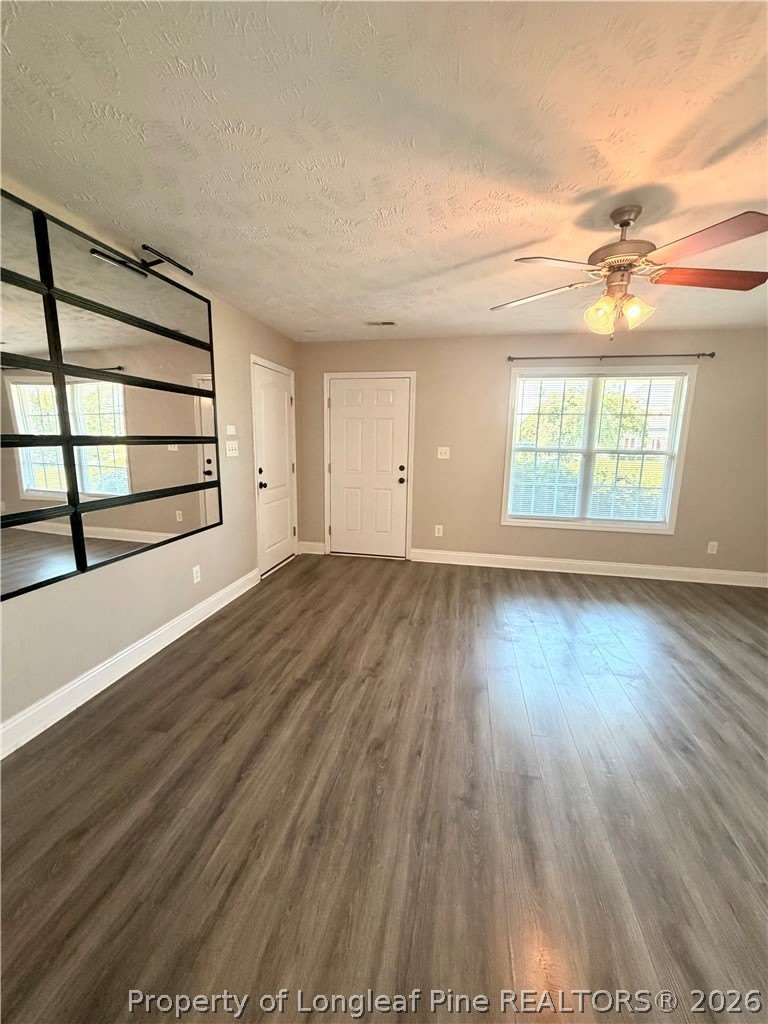 2110 Queen Elizabeth Lane – photo 4
