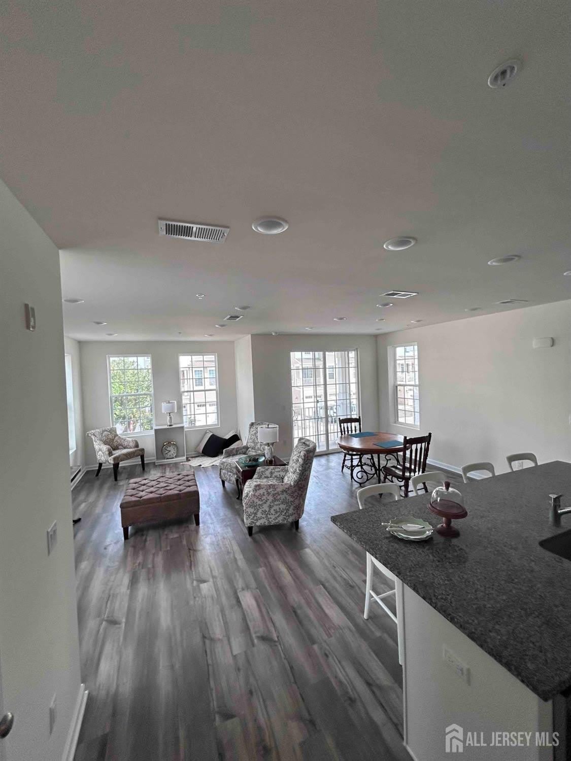 735 Station Road – photo 5