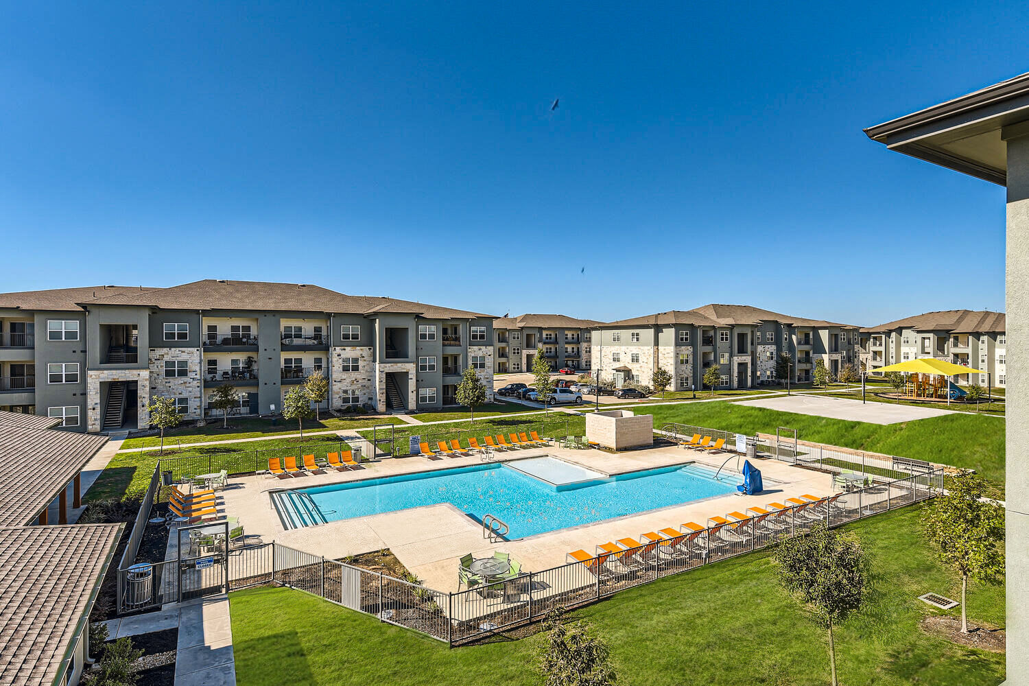 406 Eclipse Drive – photo 2