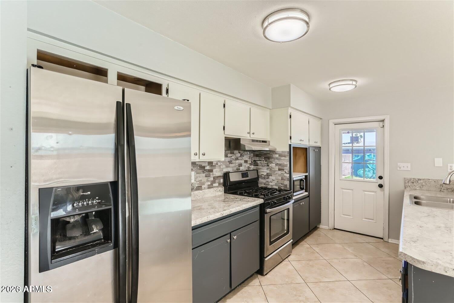1991 E Carson Drive – photo 4